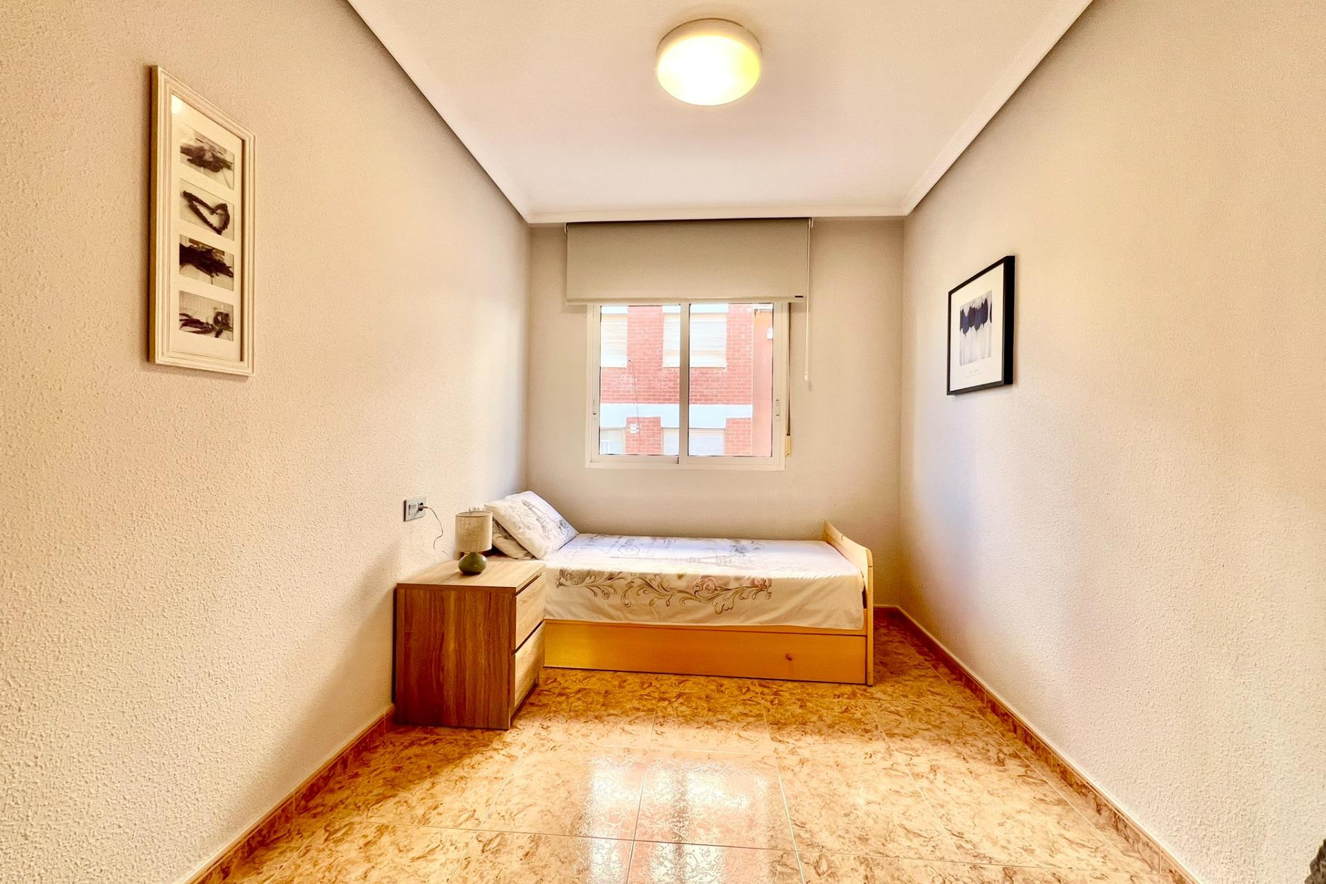 Herverkoop - Appartement  - Torrevieja - Playa del Cura