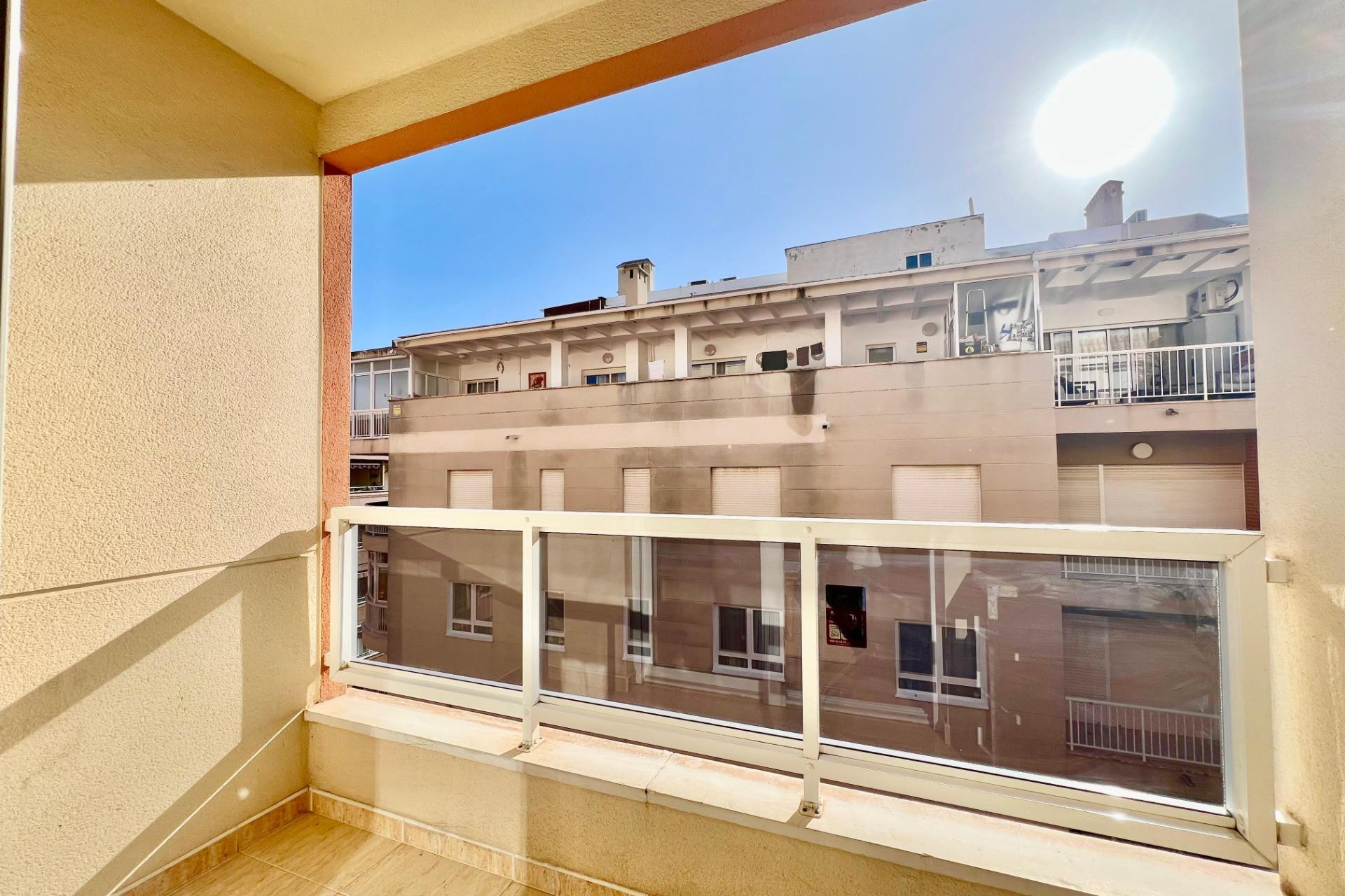 Herverkoop - Appartement  - Torrevieja - Playa del Cura