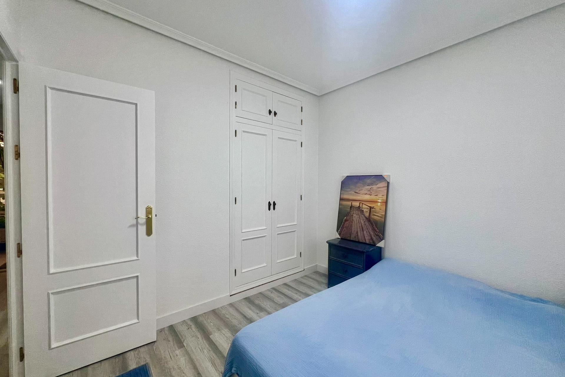 Herverkoop - Appartement  - Torrevieja - Playa del Cura