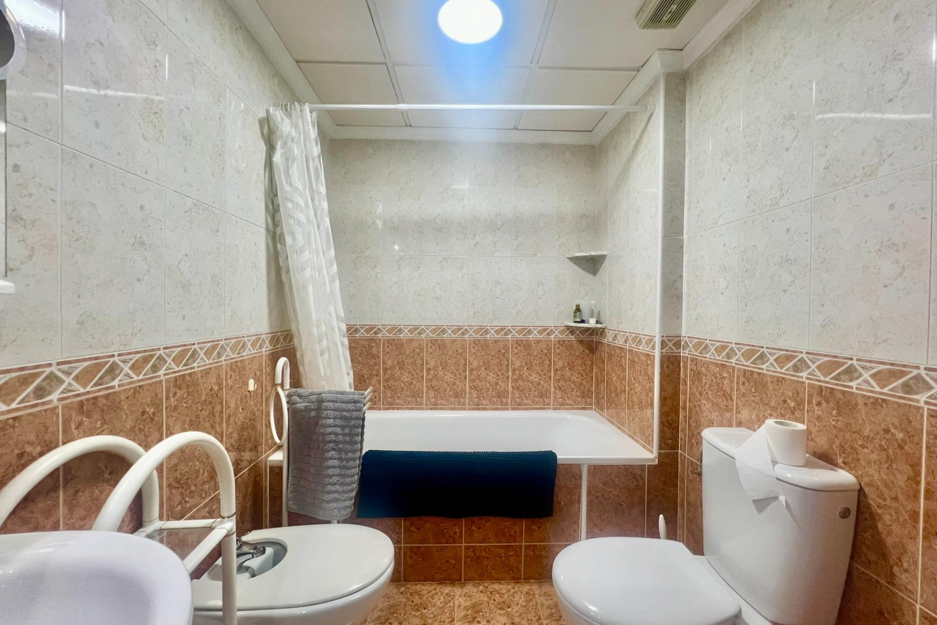 Herverkoop - Appartement  - Torrevieja - Playa del Cura