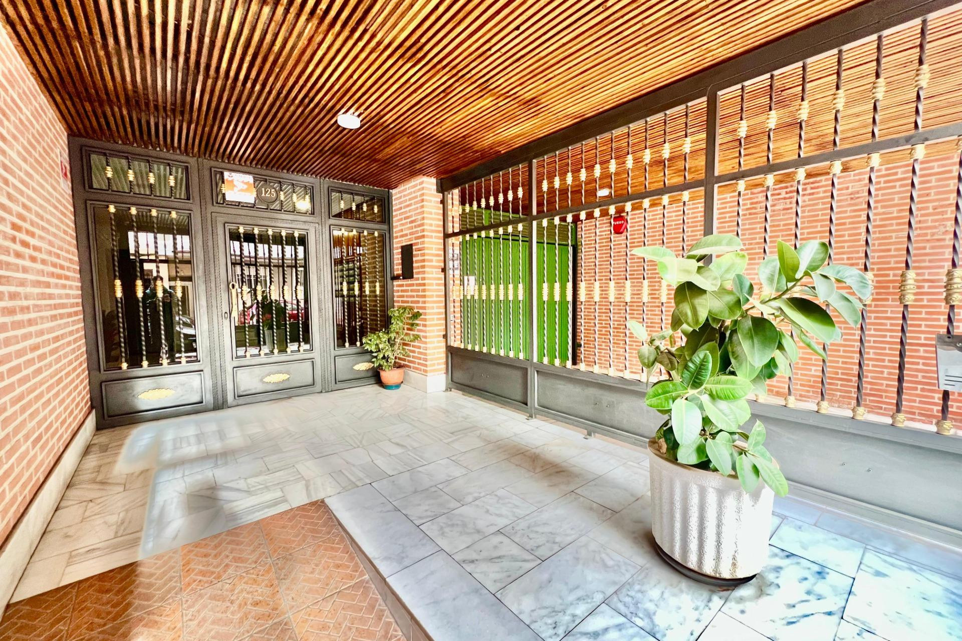 Herverkoop - Appartement  - Torrevieja - Playa del Cura