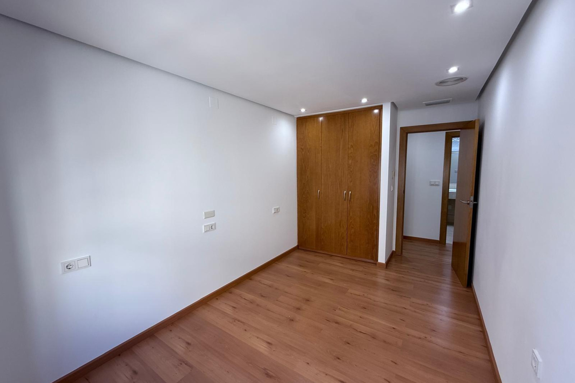 Herverkoop - Appartement  - Torrevieja - Puerto Deportivo