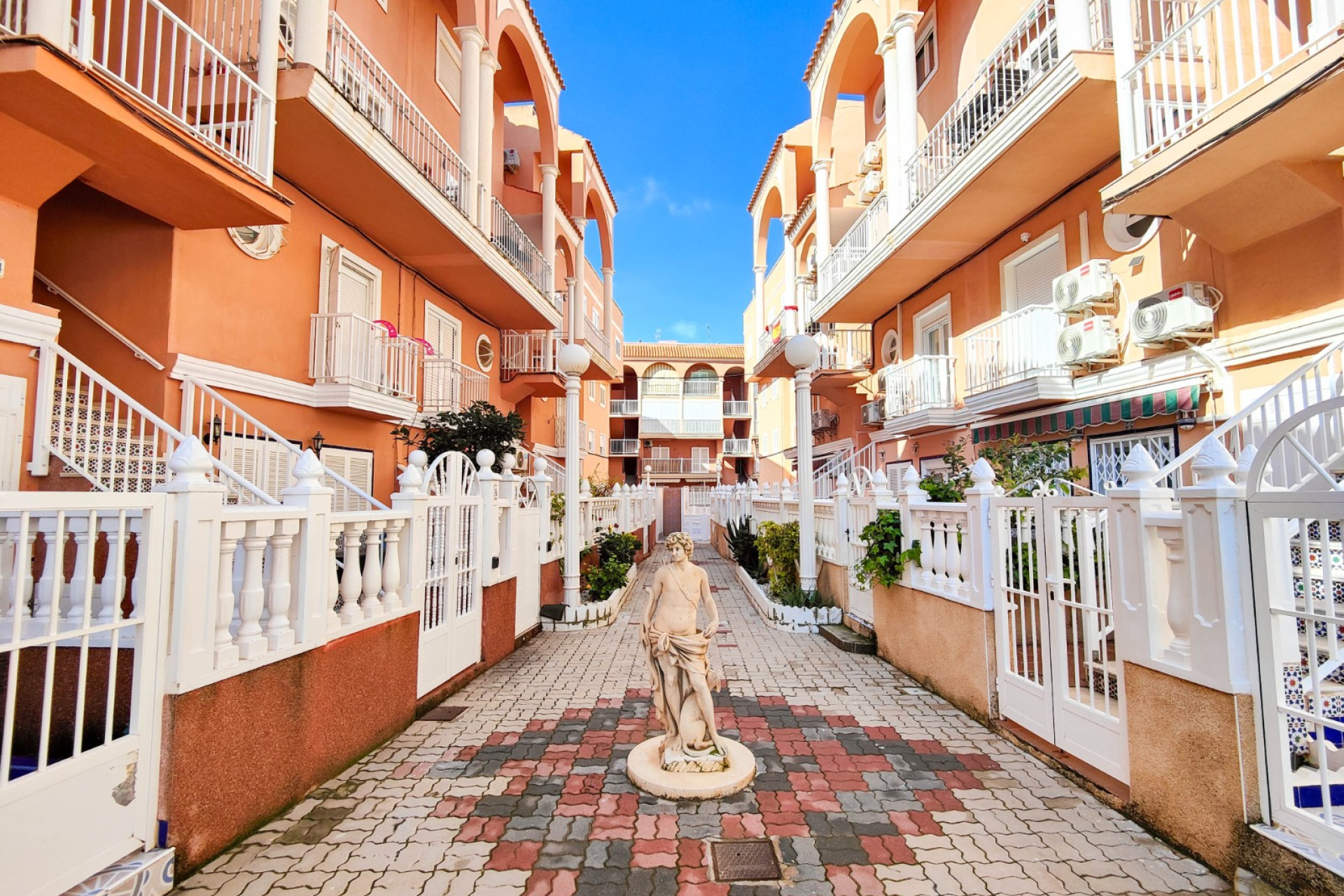 Herverkoop - Appartement  - Torrevieja - Torre La Mata
