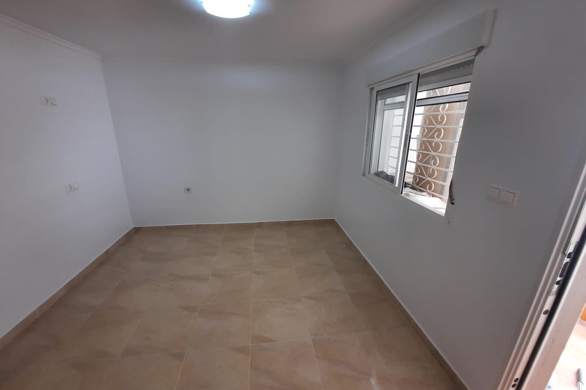 Herverkoop - Appartement  - Torrevieja - Torretas