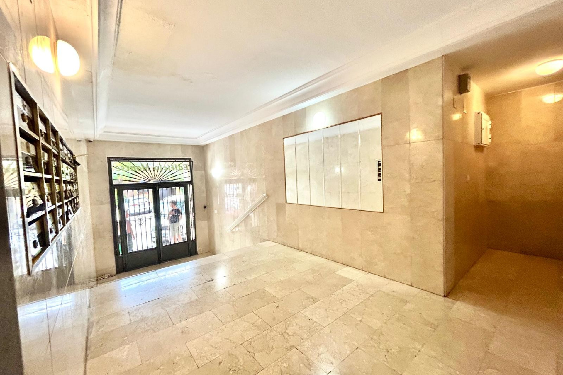 Herverkoop - Appartement  - Torrevieja - Torrevieja Town Centre