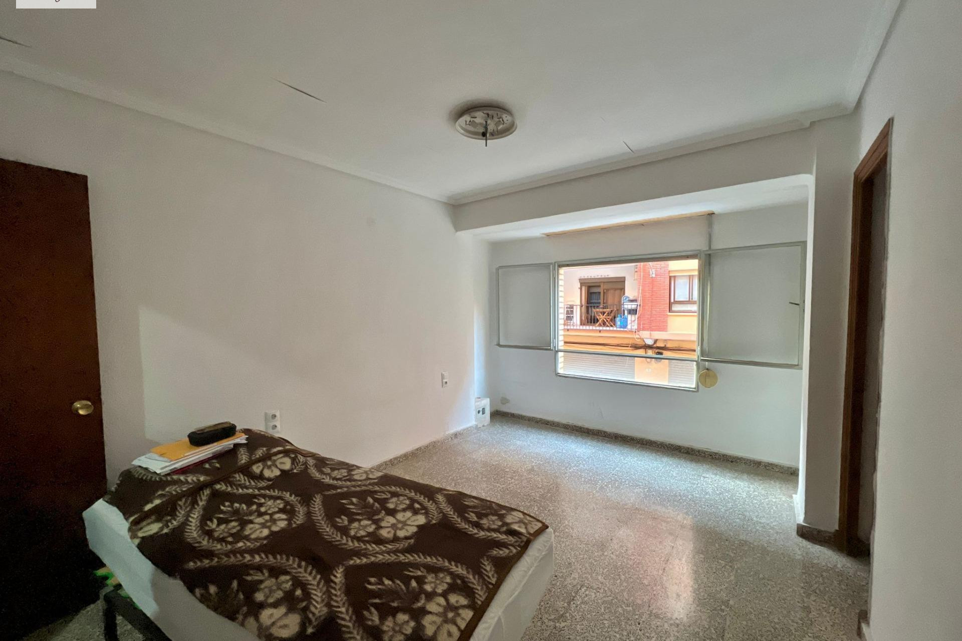 Herverkoop - Appartement  - Valencia - Benicalap