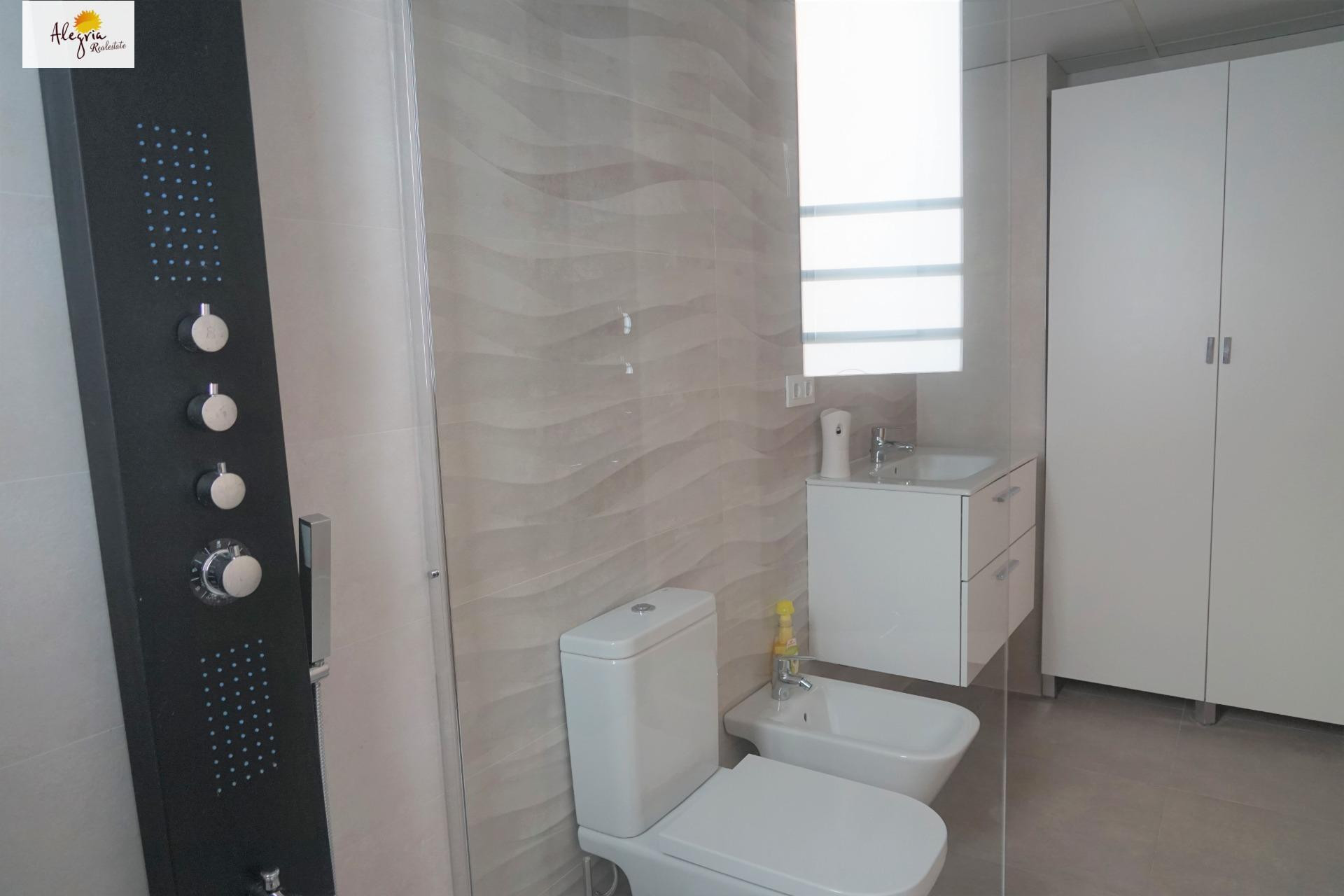 Herverkoop - Appartement  - Valencia - Campanar