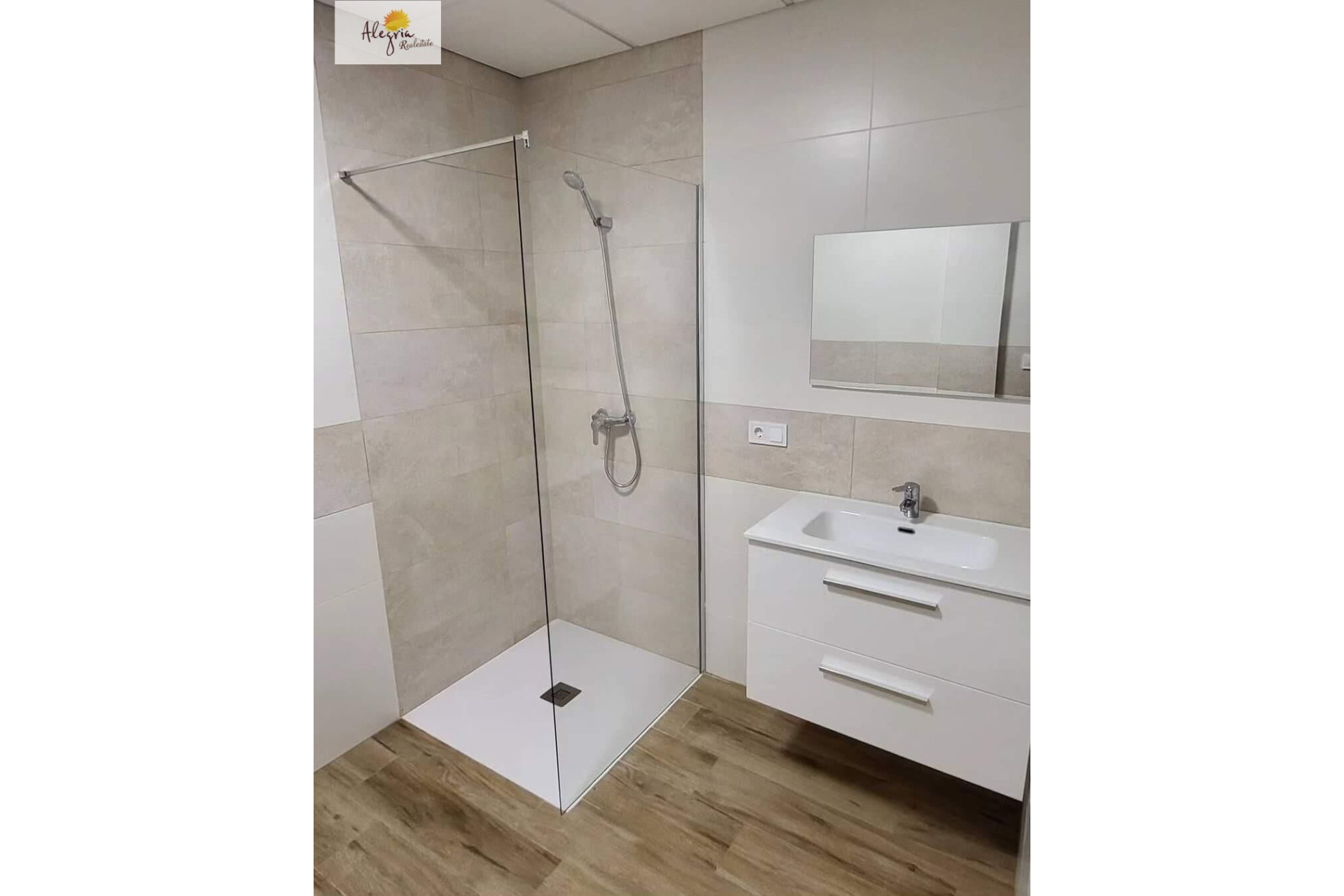 Herverkoop - Appartement  - Valencia - Torrefiel