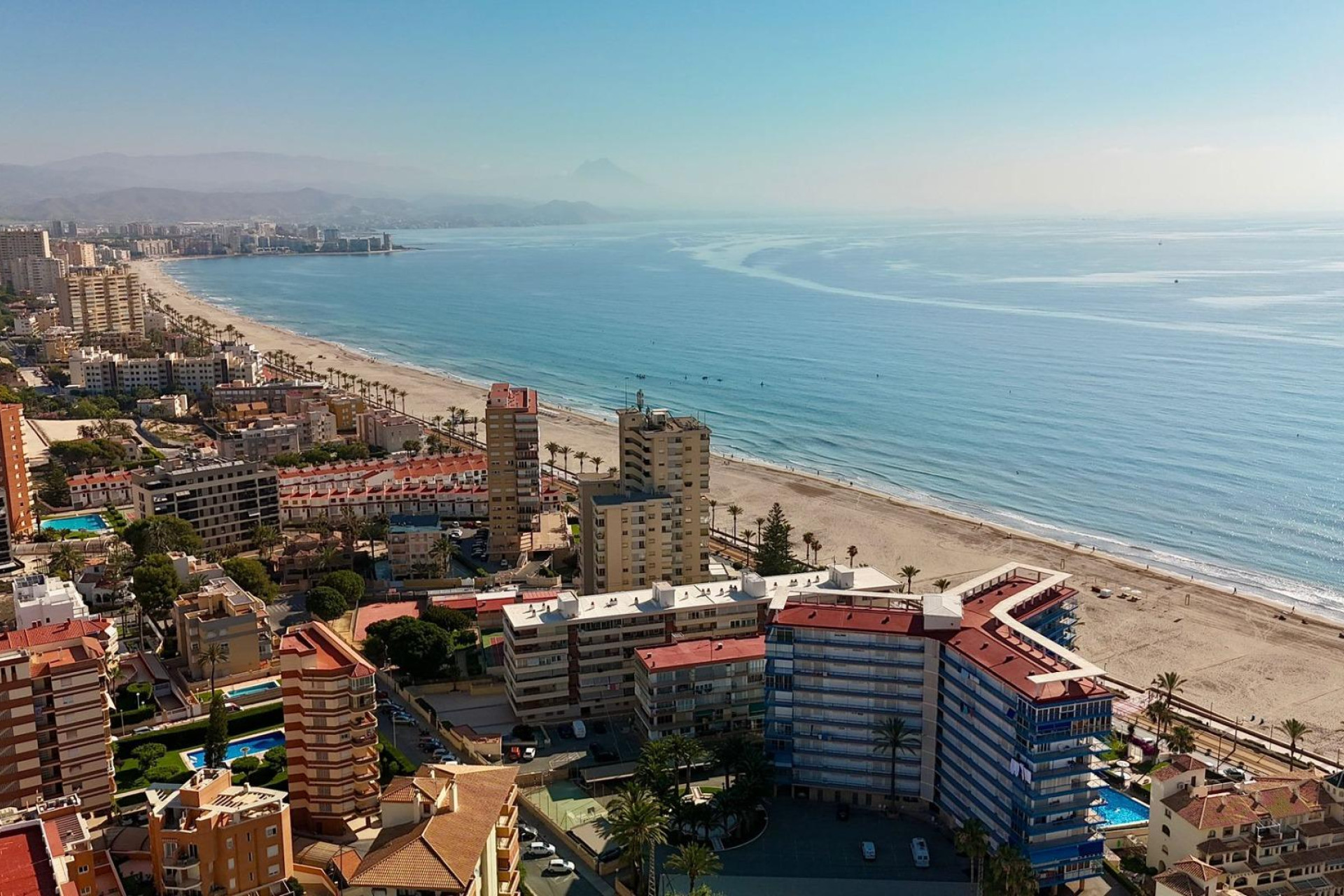 Herverkoop - Buhardilla - El Campello - Campello Playa