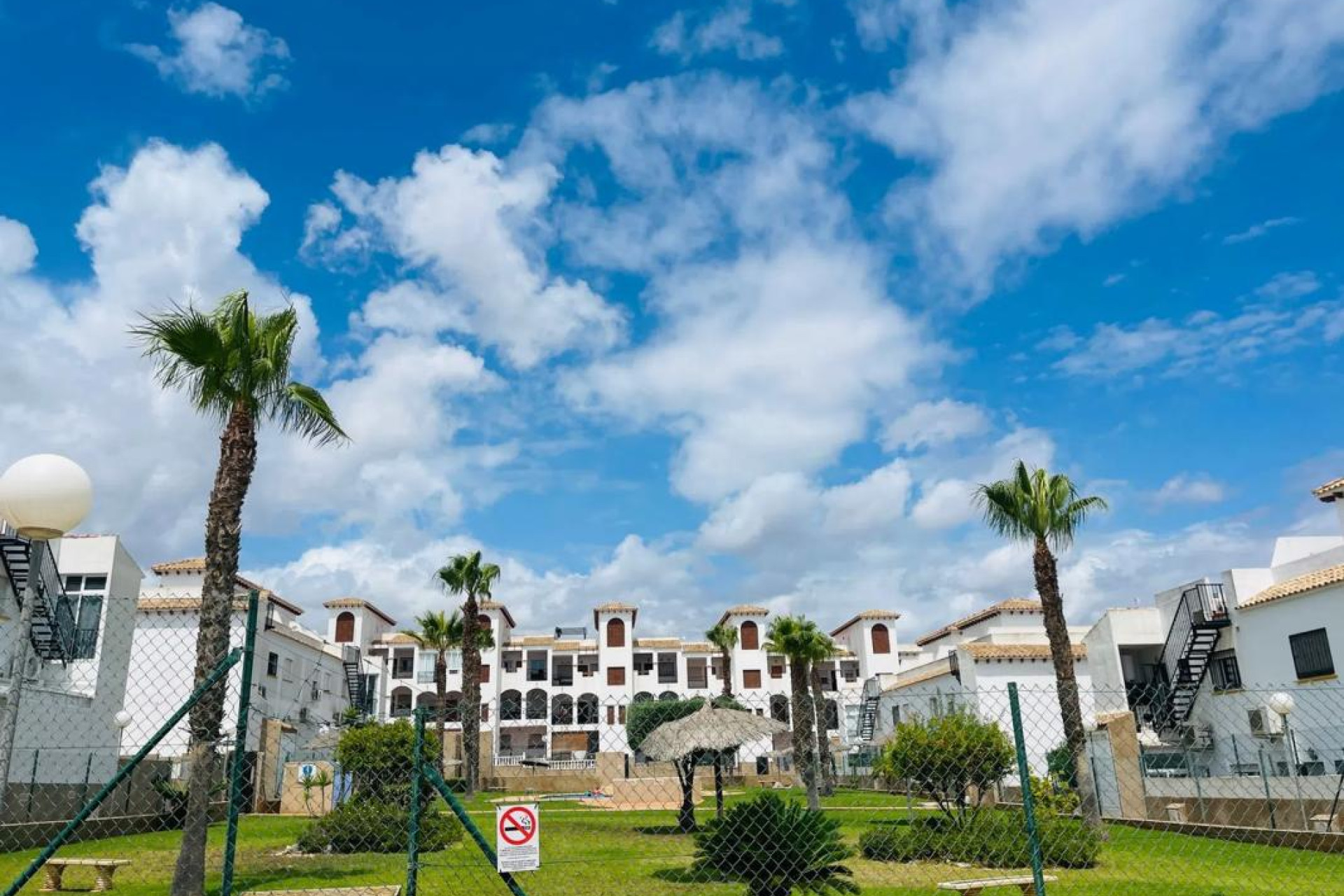 Herverkoop - casas - Orihuela