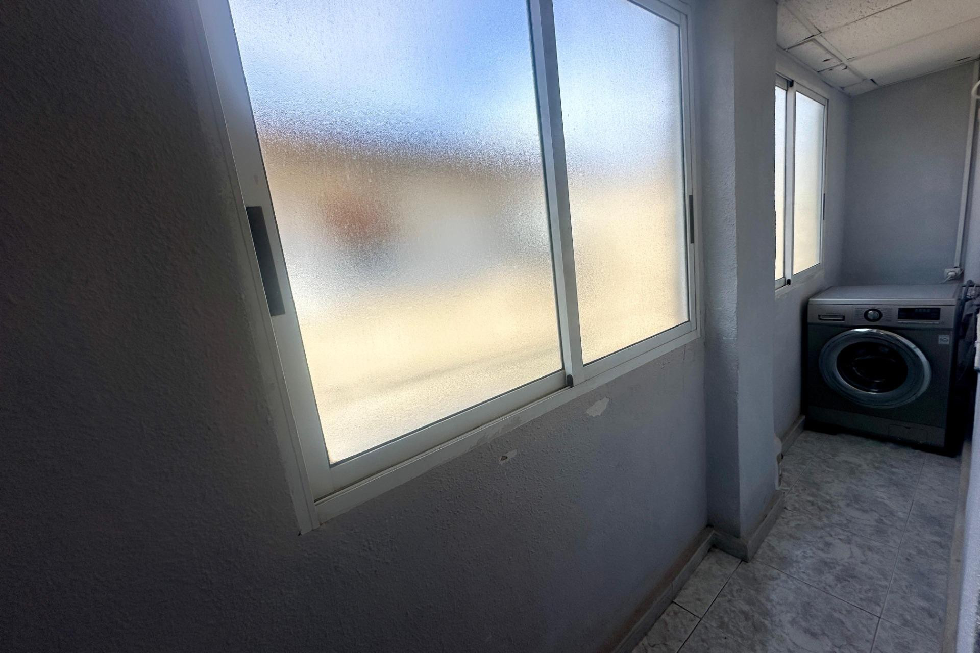 Herverkoop - Duplex Woning - Alicante - Virgen del Remedio-Parque lo Morant