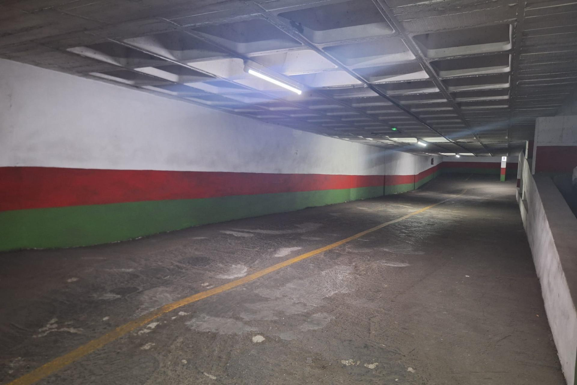 Herverkoop - Garage - Alicante - Mercado