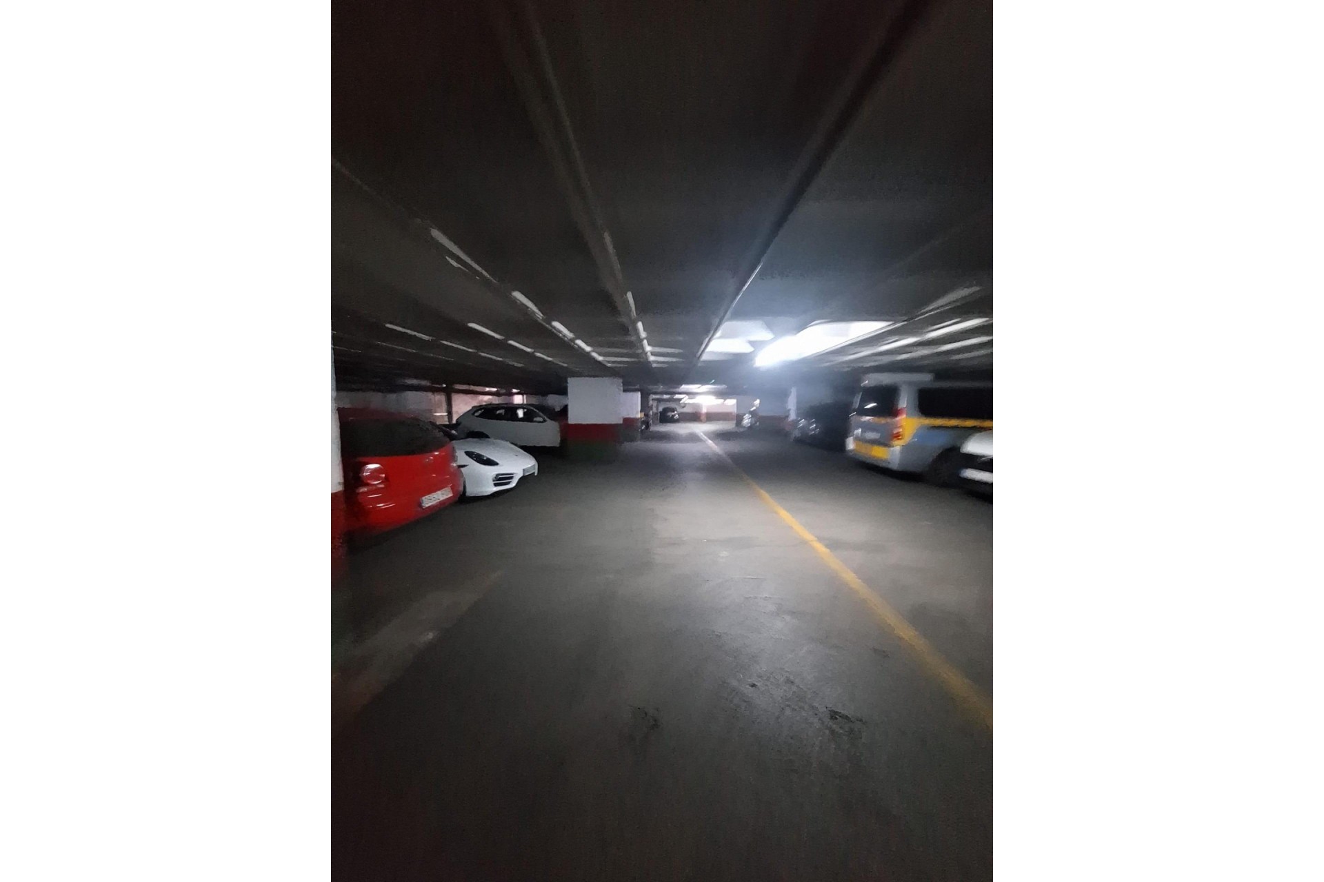 Herverkoop - Garage - Alicante - Mercado