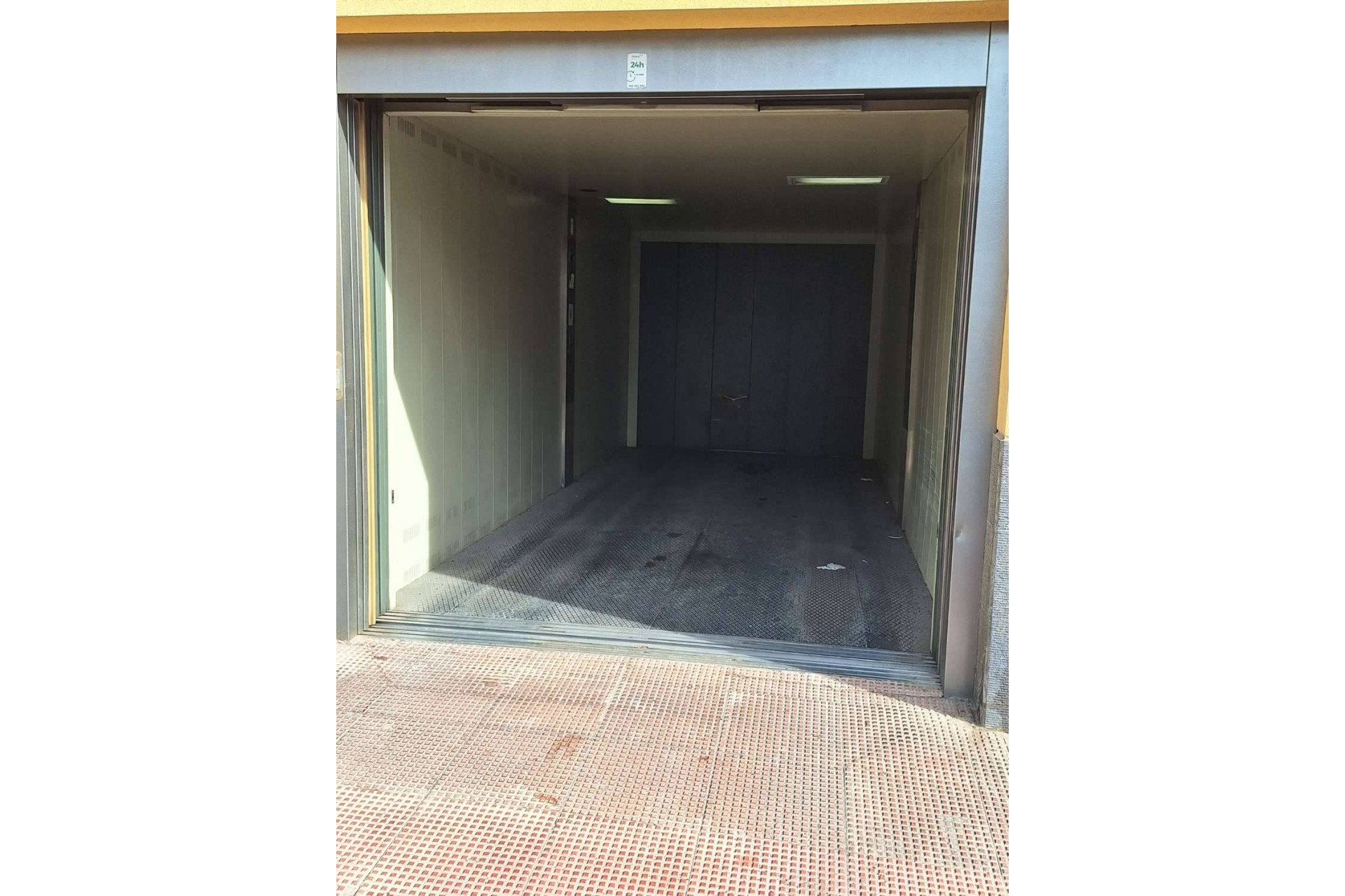 Herverkoop - Garage - Torrevieja - Centro