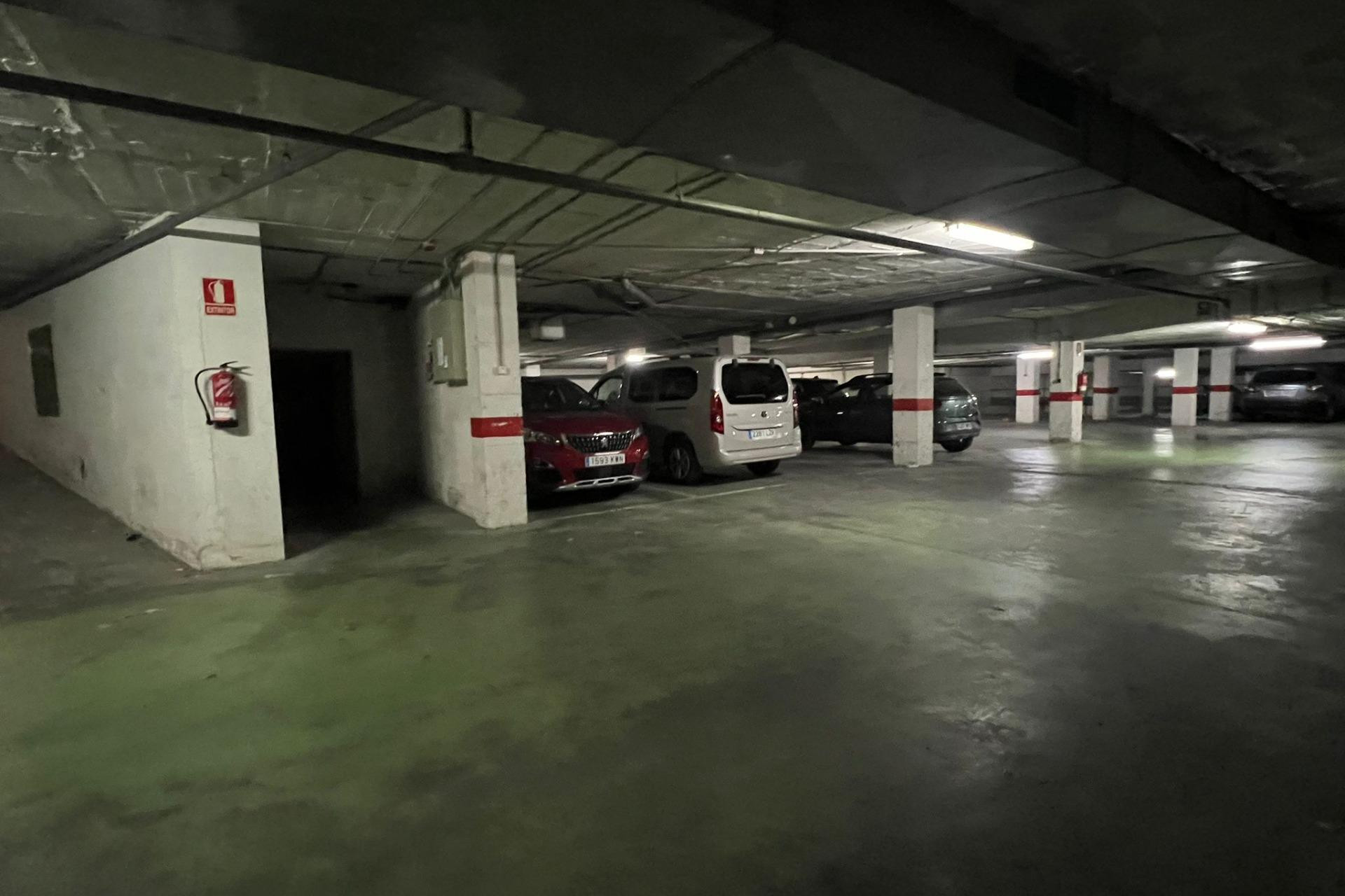 Herverkoop - Garage - Torrevieja - Centro