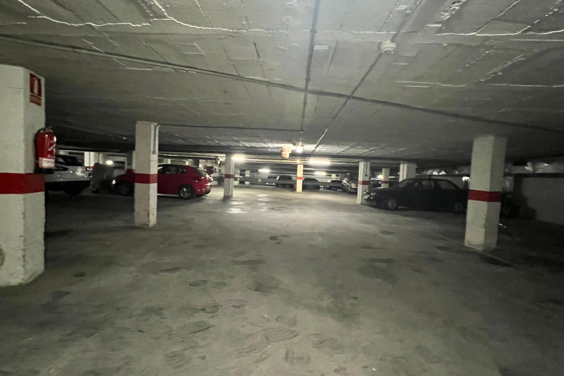 Herverkoop - Garage - Torrevieja - Centro