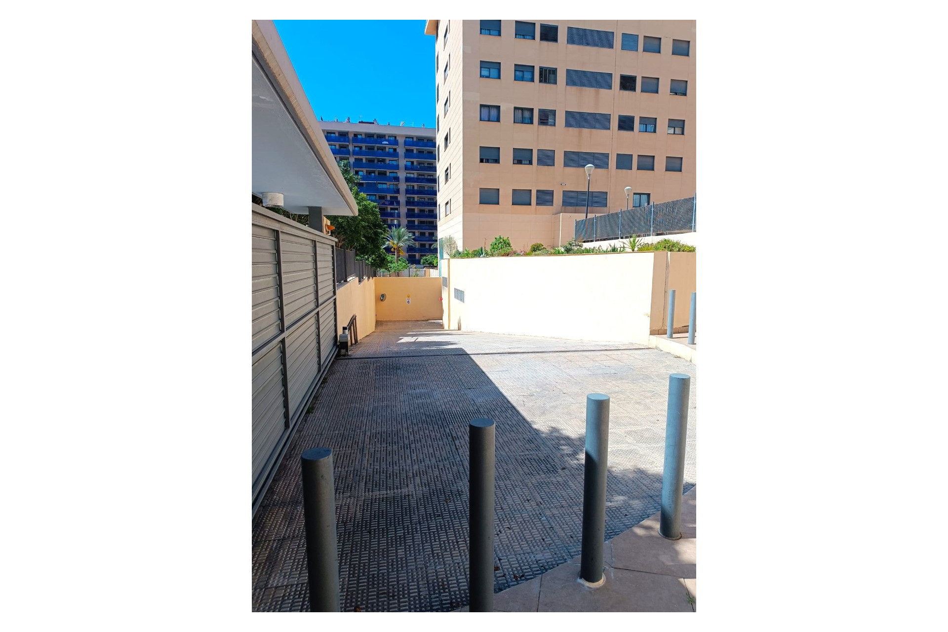 Herverkoop - Garage - Villajoyosa - Cala de Villajoyosa