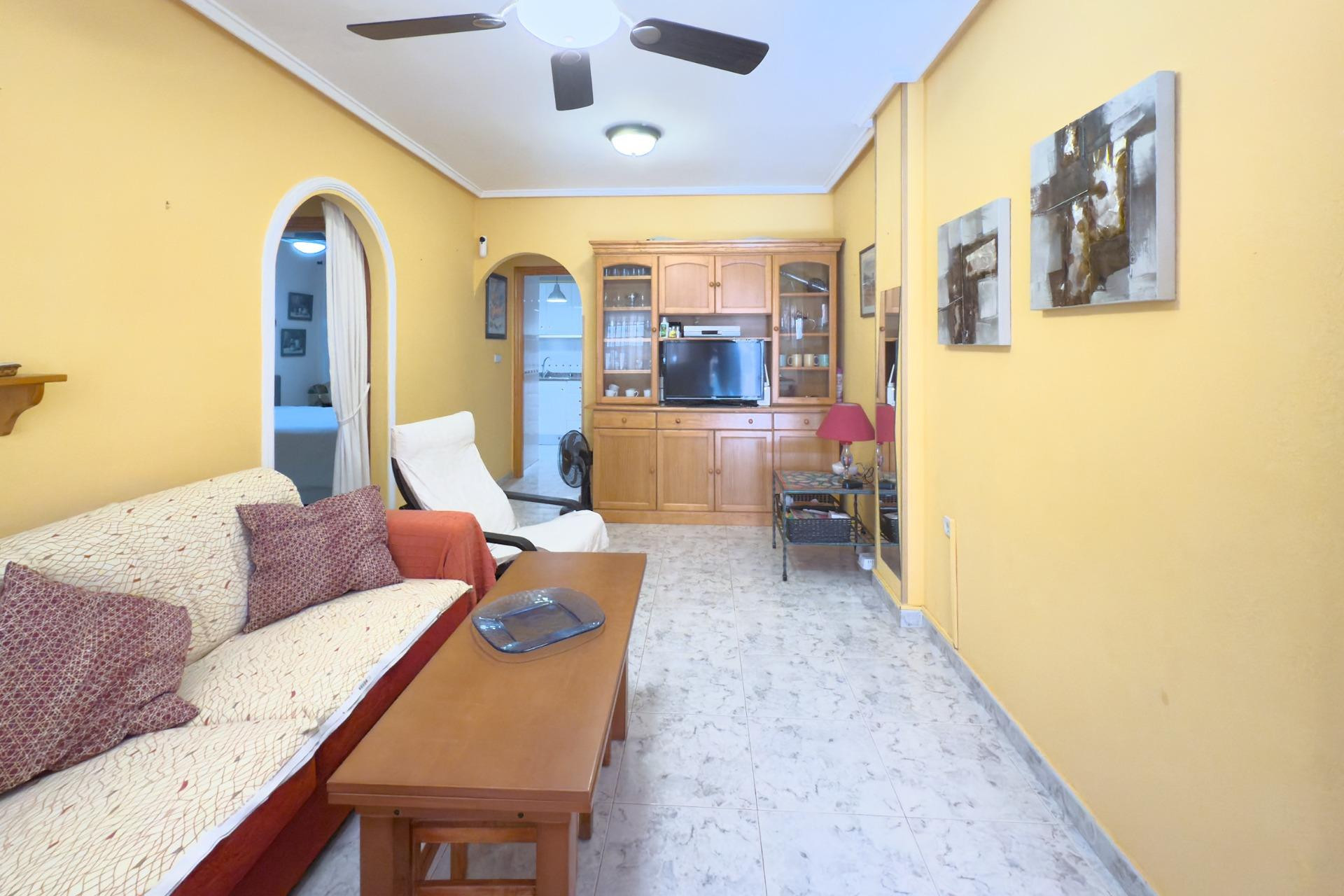 Herverkoop - Gelijkvloers - Torrevieja - La Mata pueblo