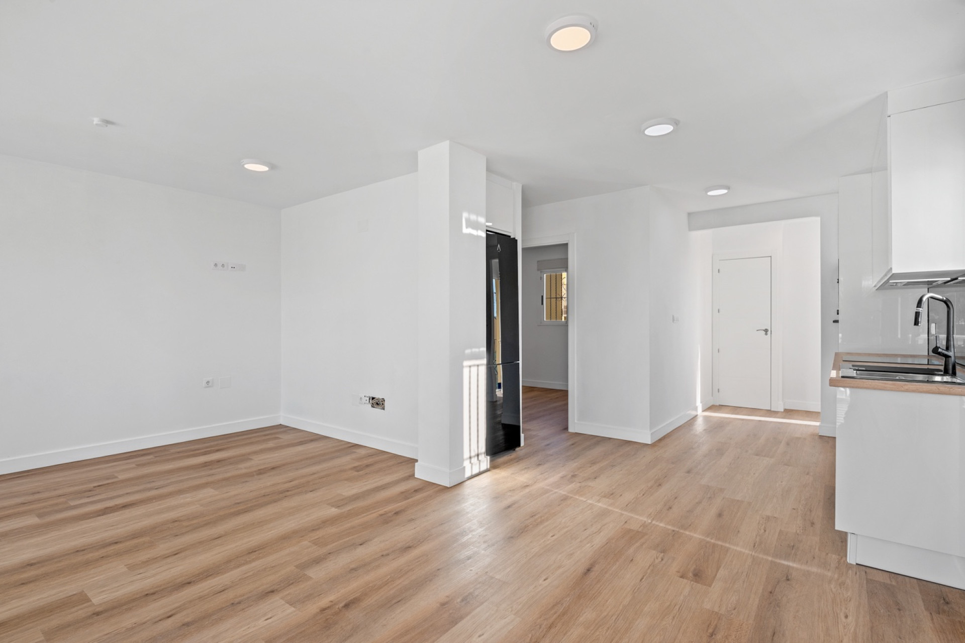 Herverkoop - Half Vrijstaande Woning - Benimar - Benimar II