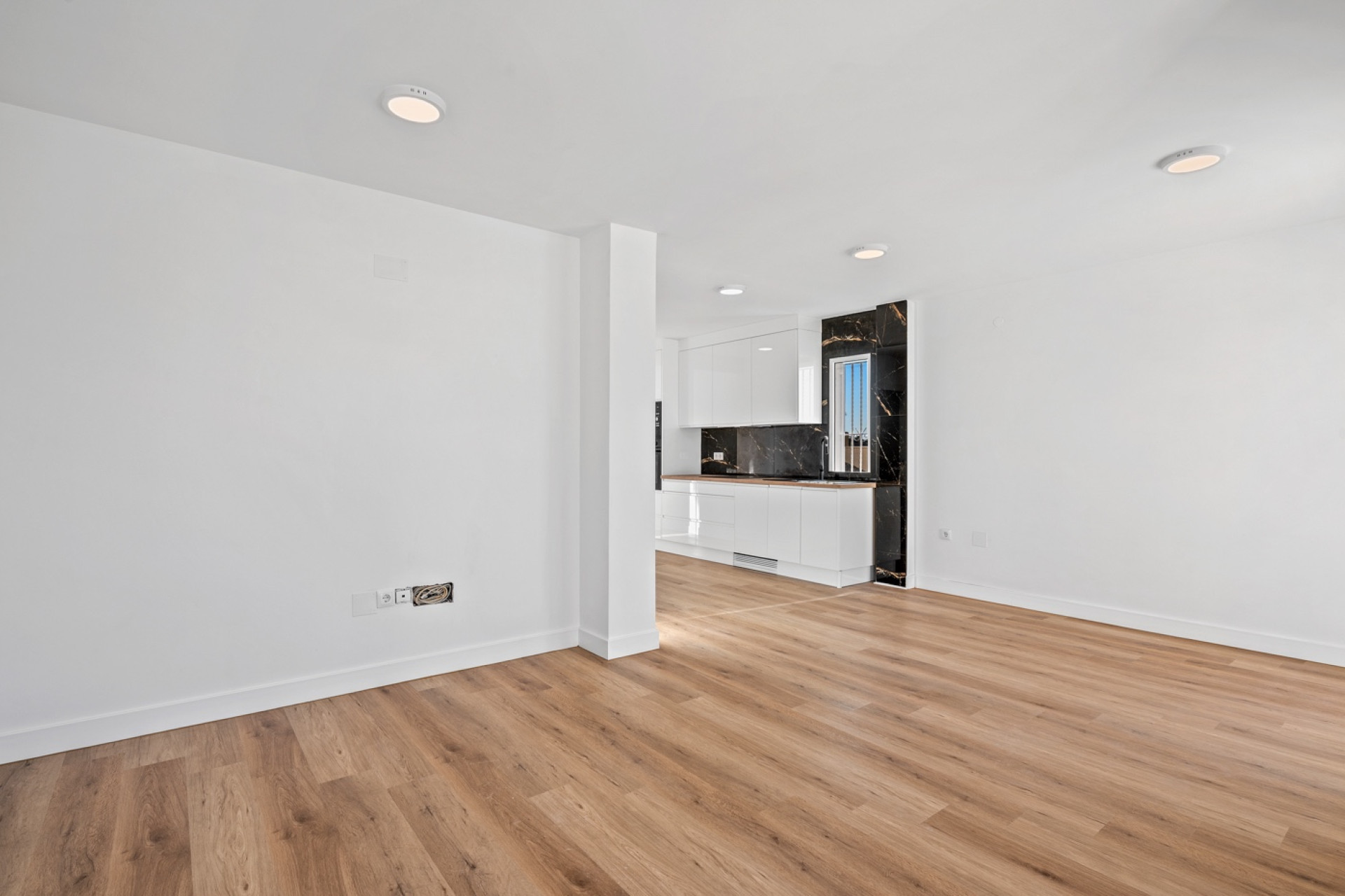 Herverkoop - Half Vrijstaande Woning - Benimar - Benimar II