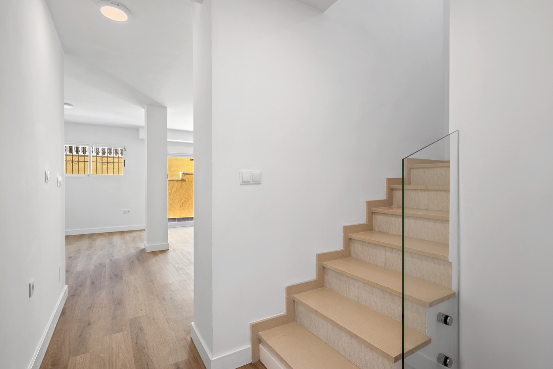 Herverkoop - Half Vrijstaande Woning - Benimar - Benimar II