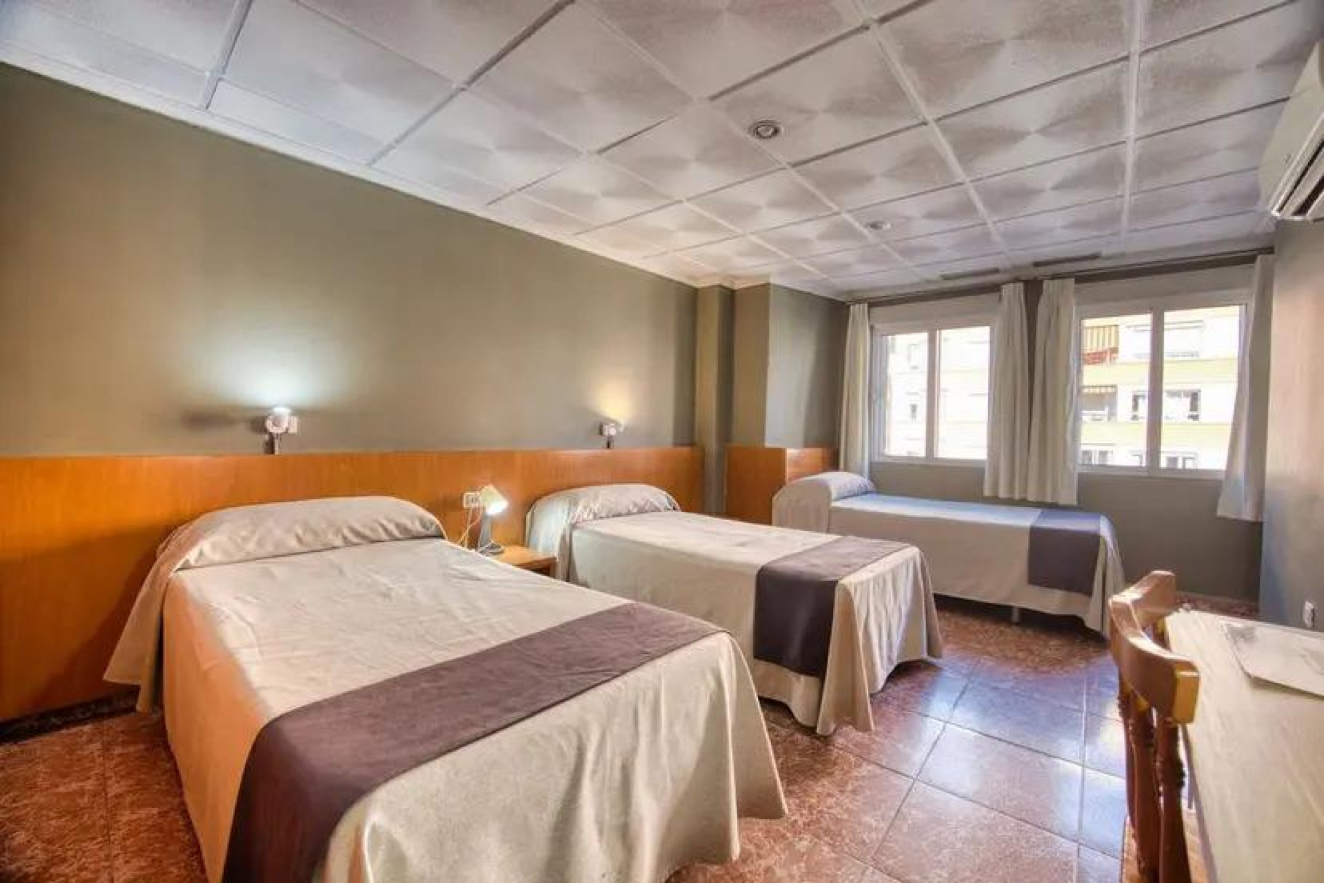 Herverkoop - Hotel - Torrevieja - Centro