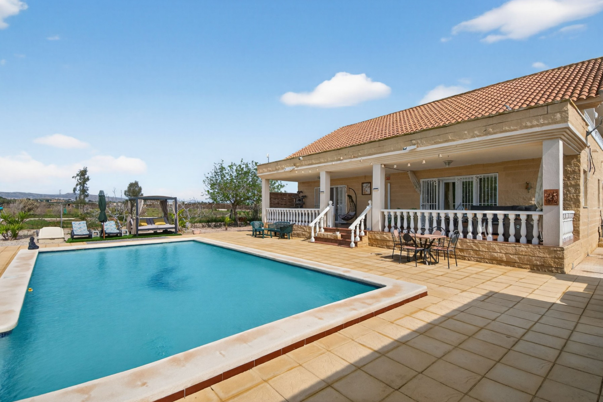 Herverkoop - Landelijke woning - Albatera - Albatera - Country