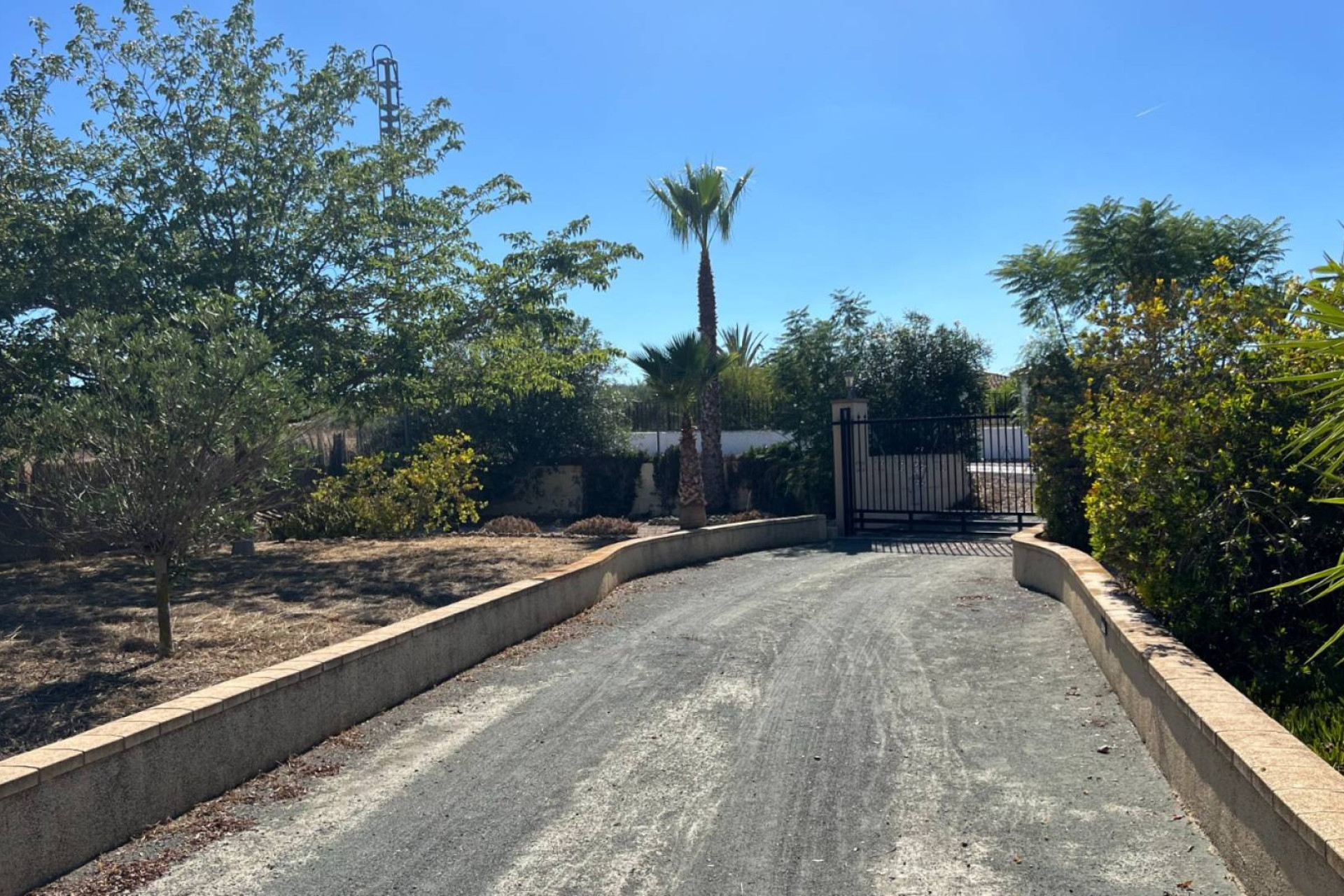 Herverkoop - Landelijke woning - Hondón de los Fráiles