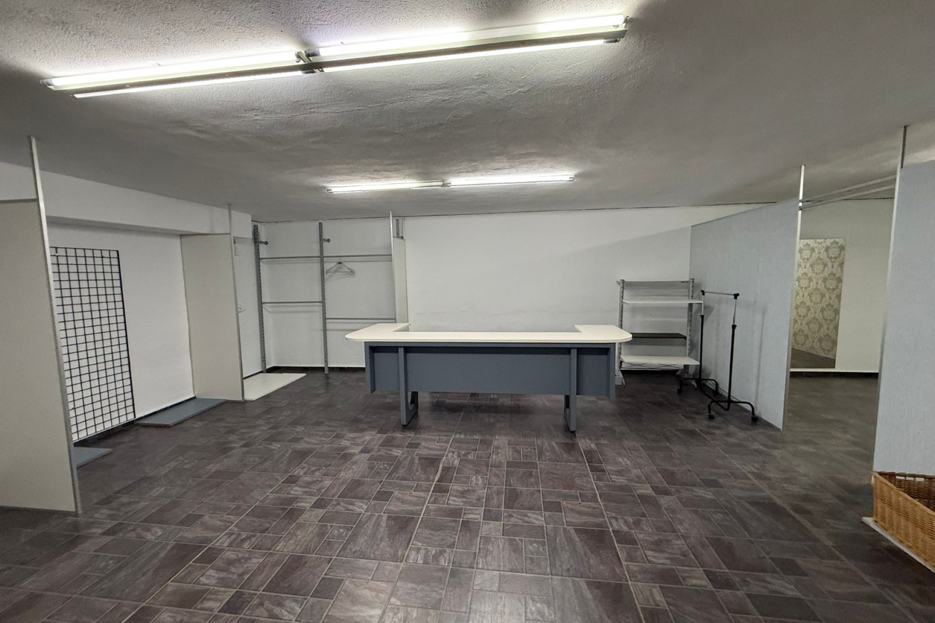 Herverkoop - Lokaal - Tavernes de la Valldigna - Pueblo