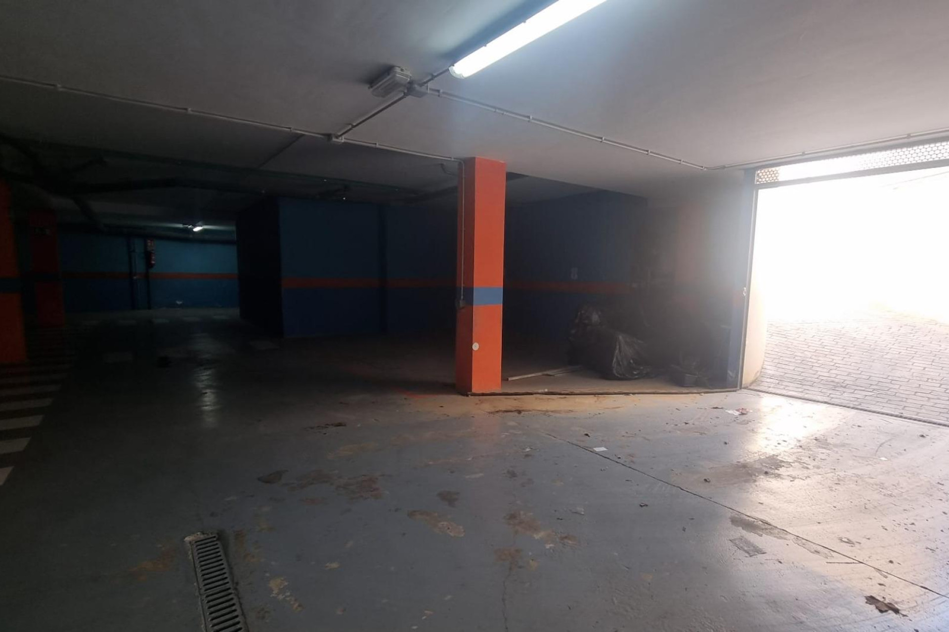 Herverkoop - Parking - Torrevieja - Playa de los Locos