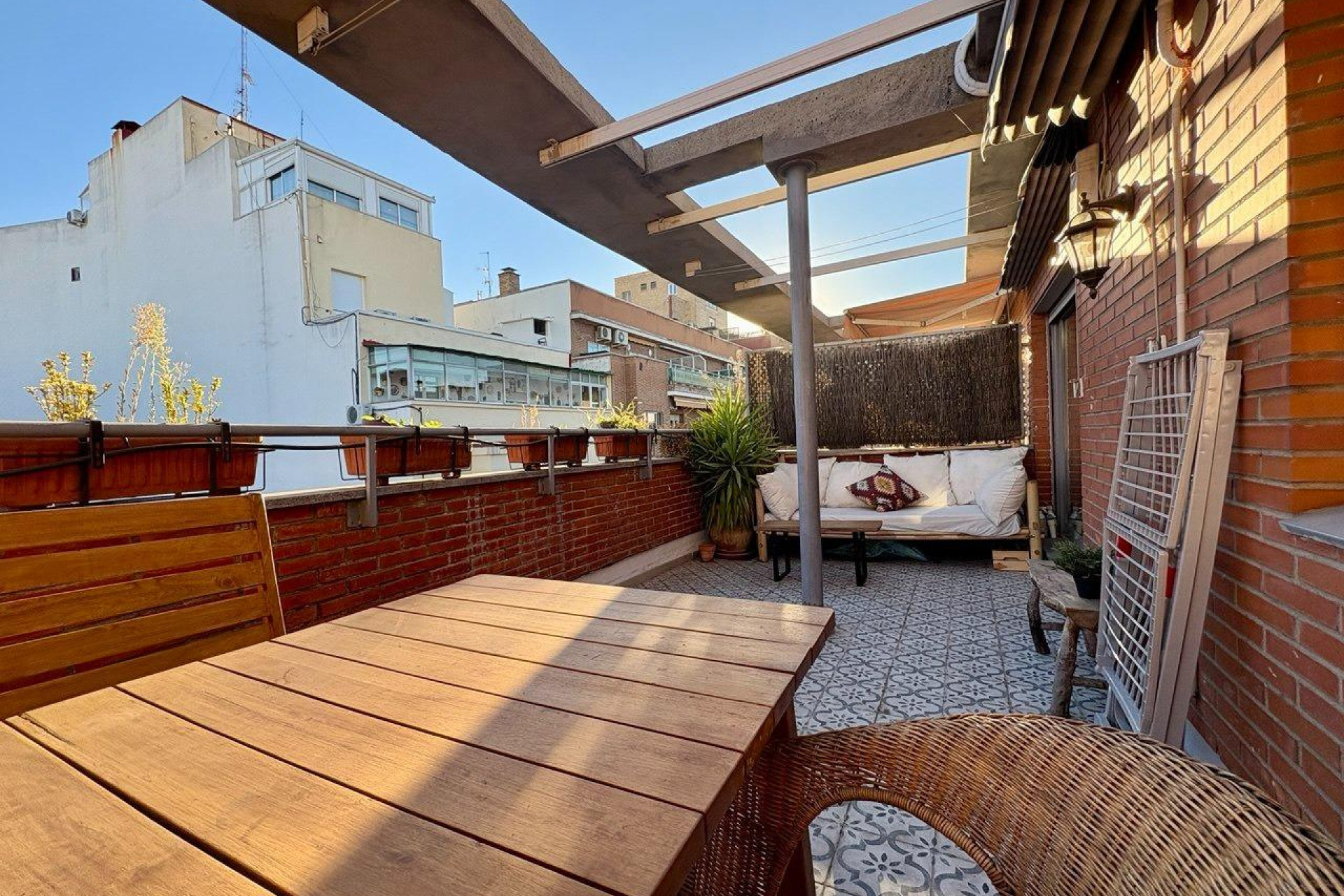 Herverkoop - Penthouse Dúplex - Madrid - Guindalera