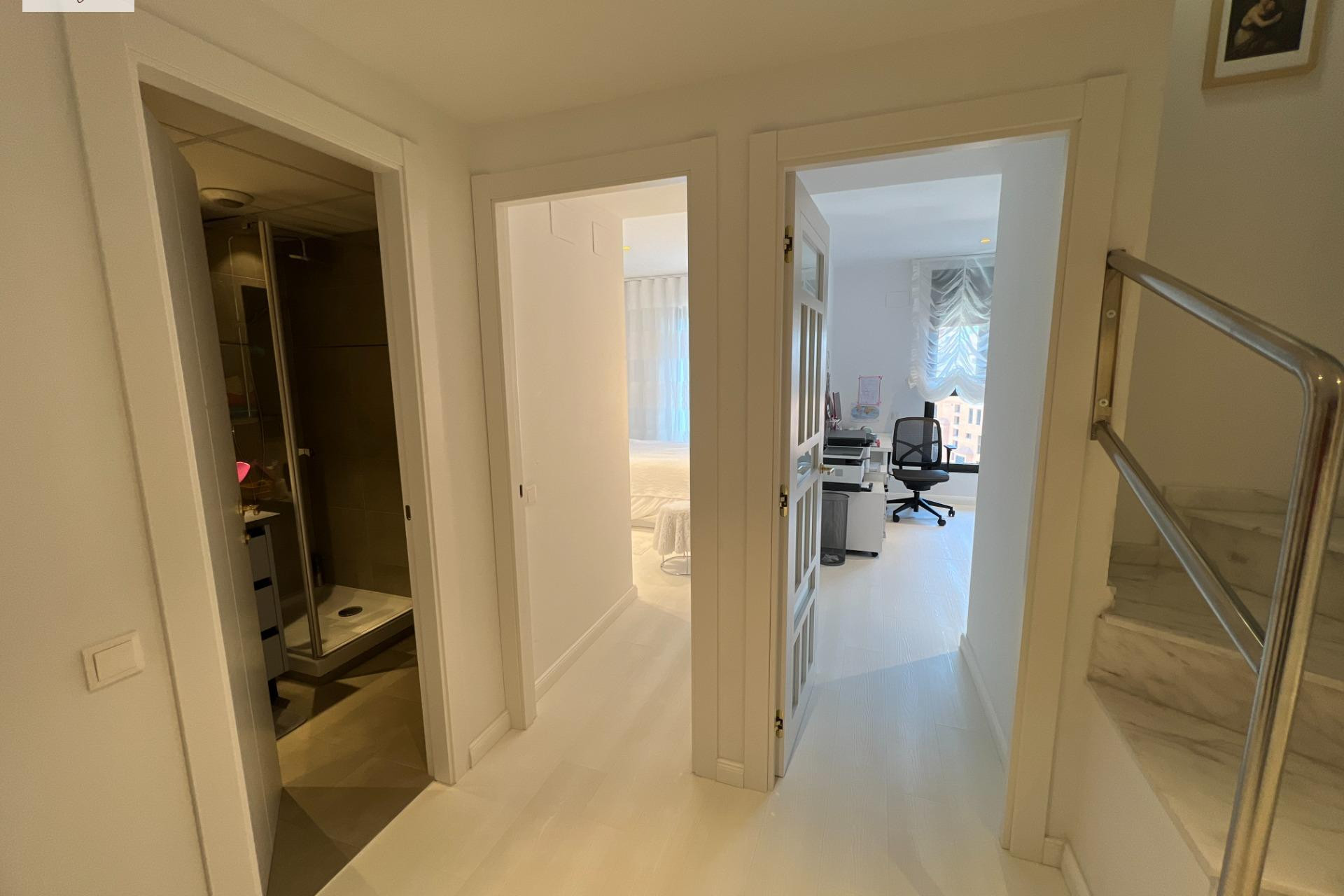 Herverkoop - Penthouse Dúplex - Valencia - Mont-Olivet