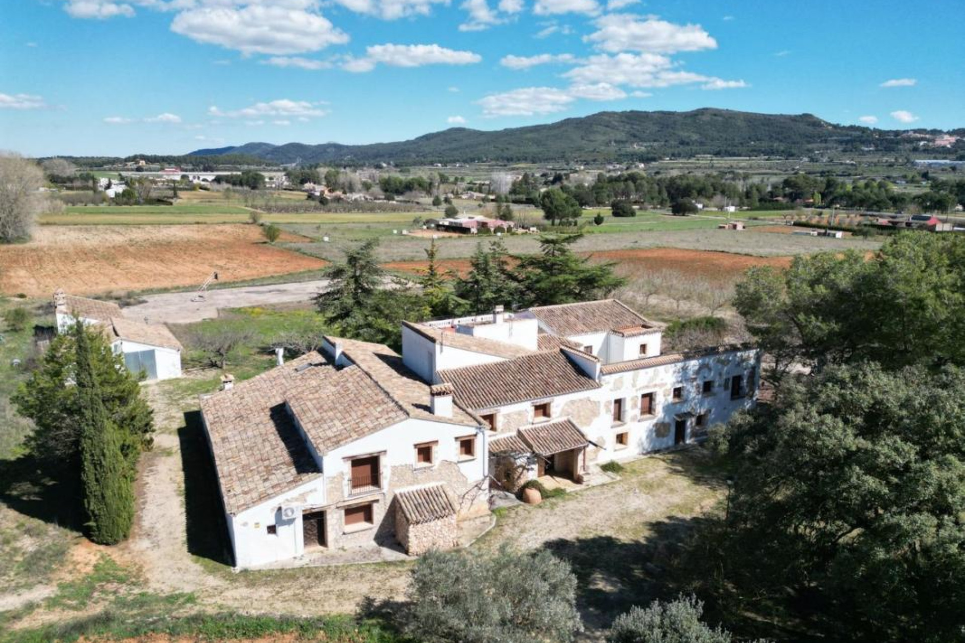 Herverkoop - Shop - Banyeres de Mariola