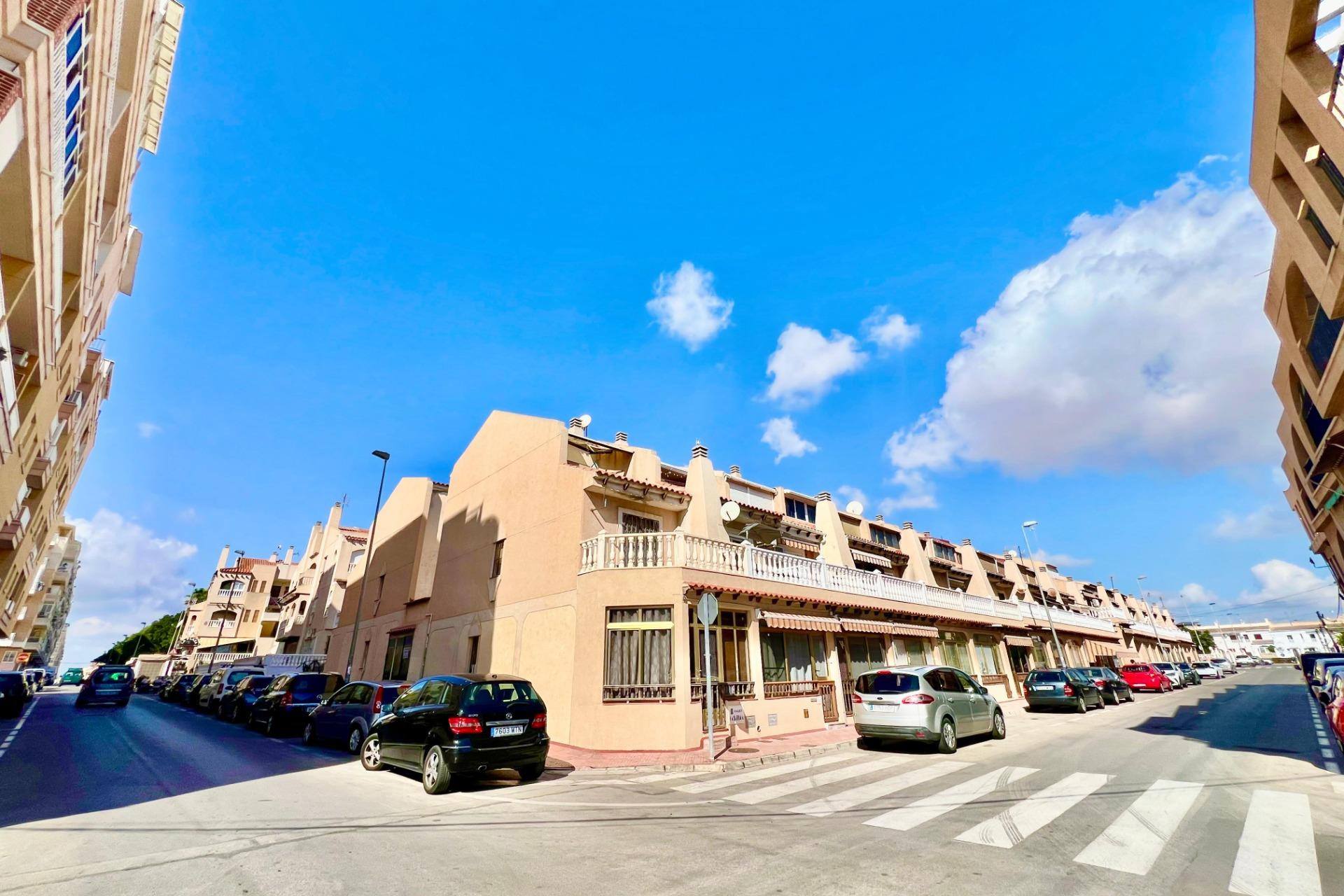 Herverkoop - Triplex - Torrevieja - Habaneras