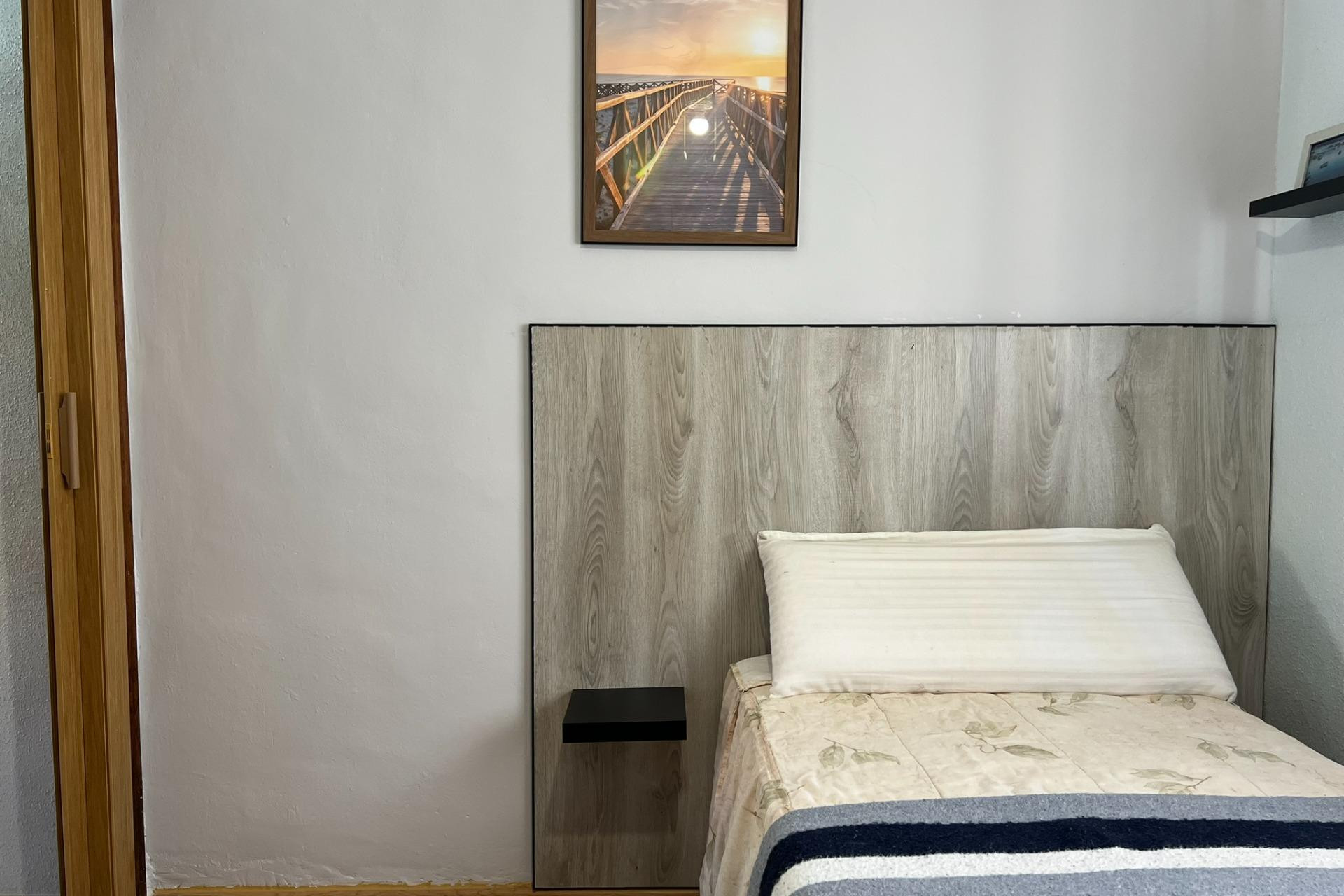 Herverkoop - Triplex - Torrevieja - Habaneras