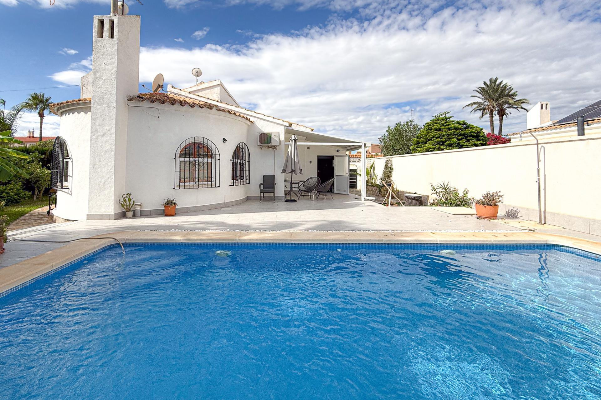 Herverkoop - Villa - Orihuela Costa - La Florida