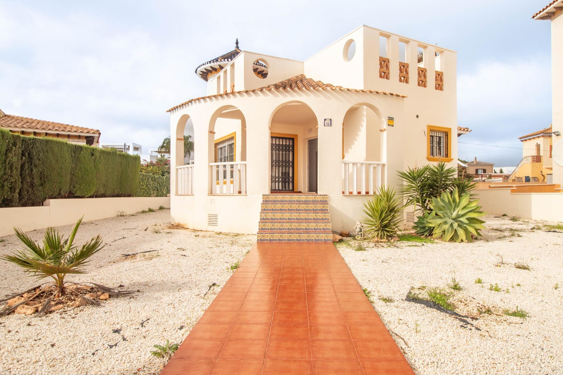 Herverkoop - Villa - Orihuela Costa - Lomas de Cabo Roig