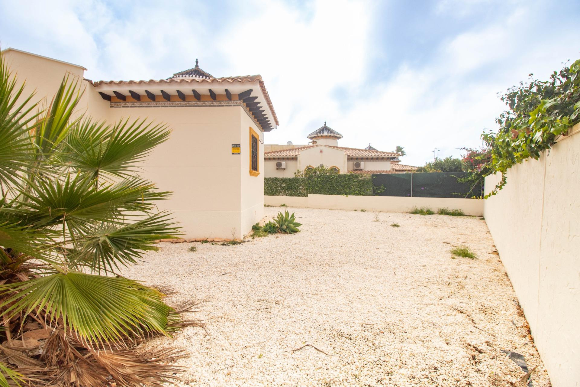 Herverkoop - Villa - Orihuela Costa - Lomas de Cabo Roig