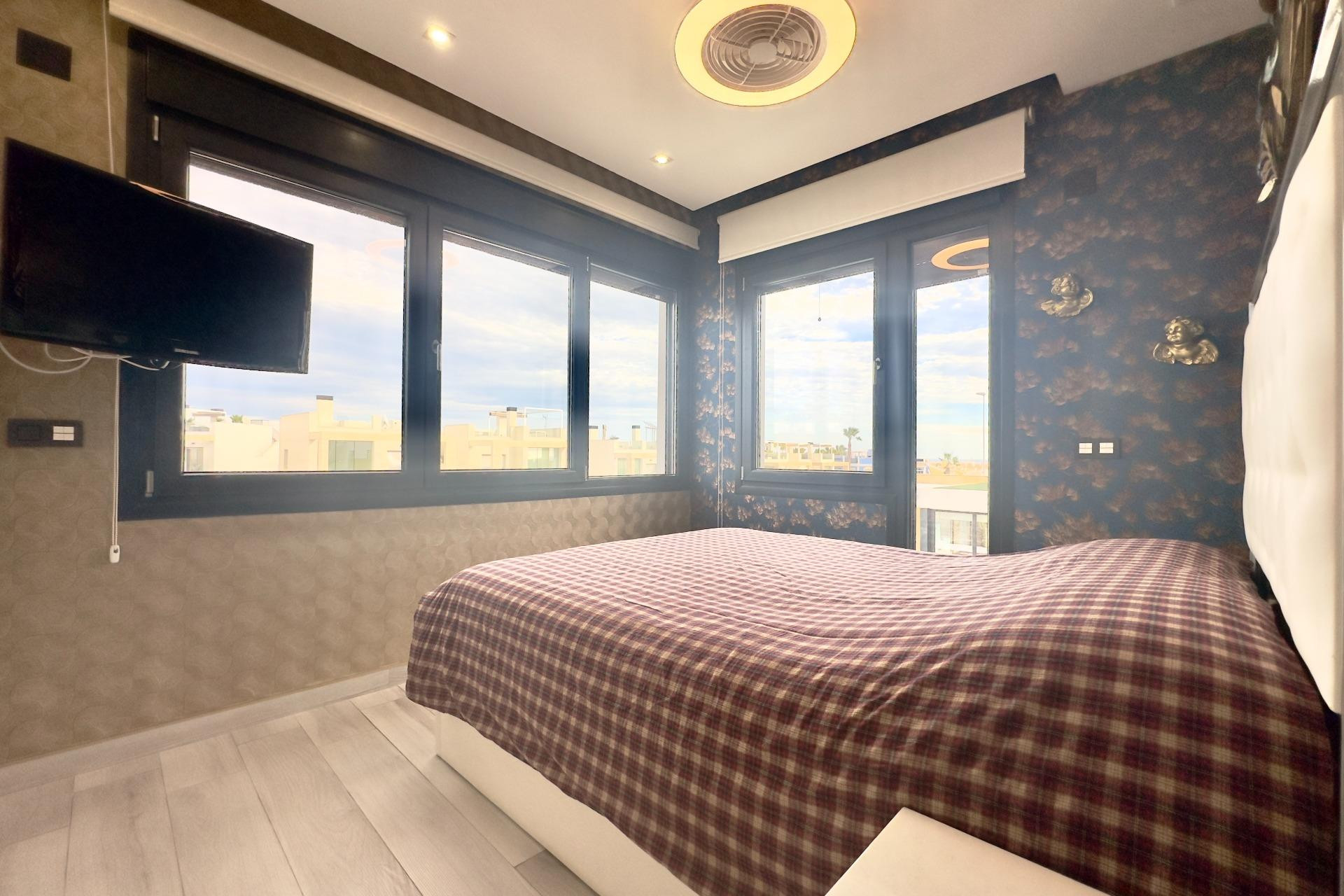 Herverkoop - Villa - Orihuela Costa - Lomas de Cabo Roig