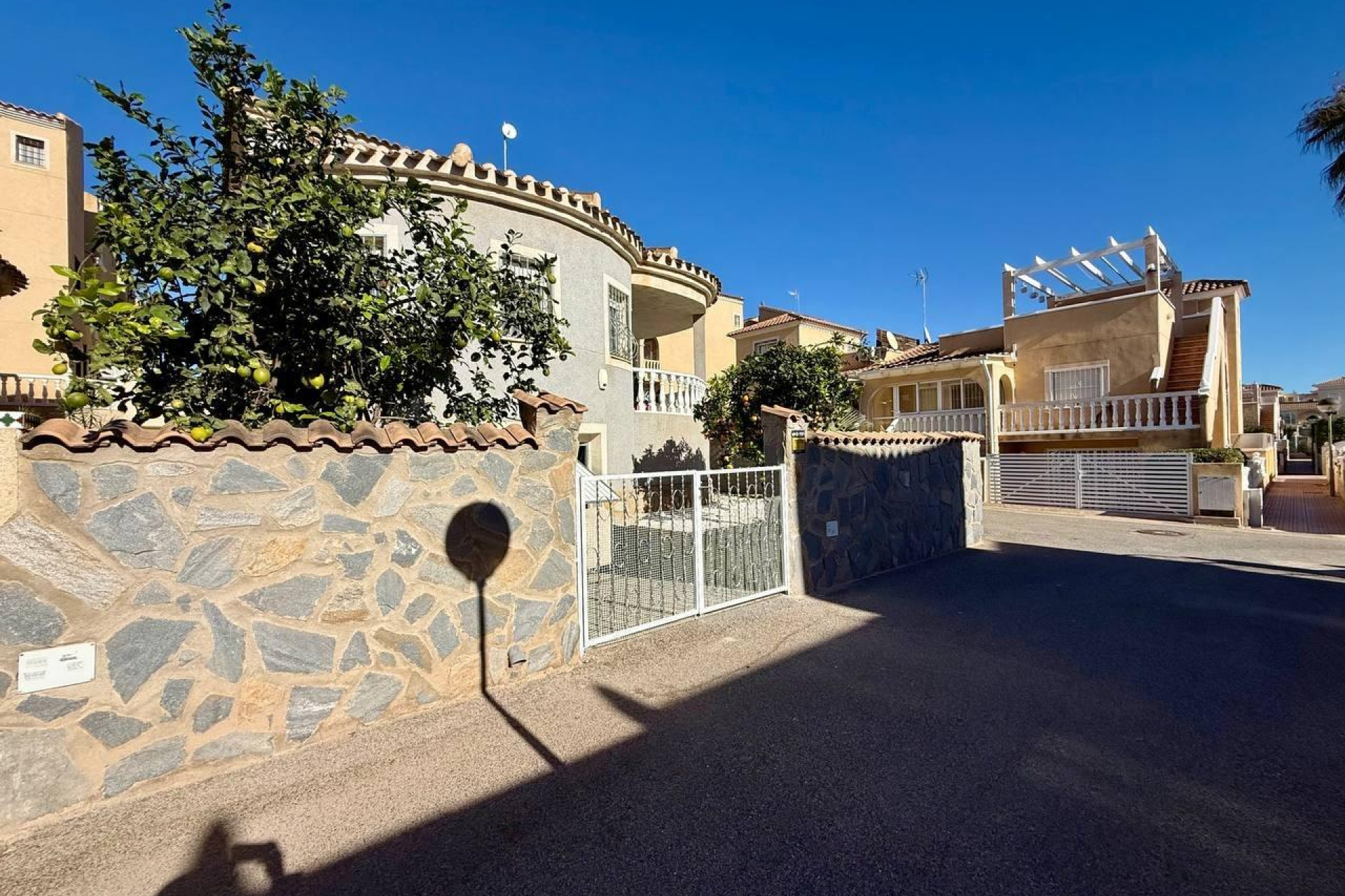 Herverkoop - Villa - Orihuela Costa - Playa Flamenca