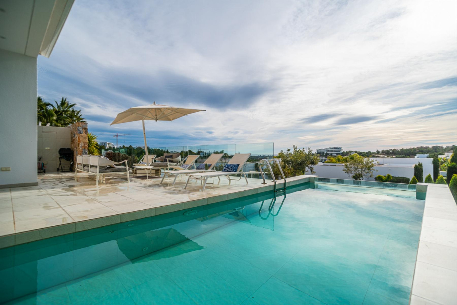 Herverkoop - Villa - Orihuela Costa