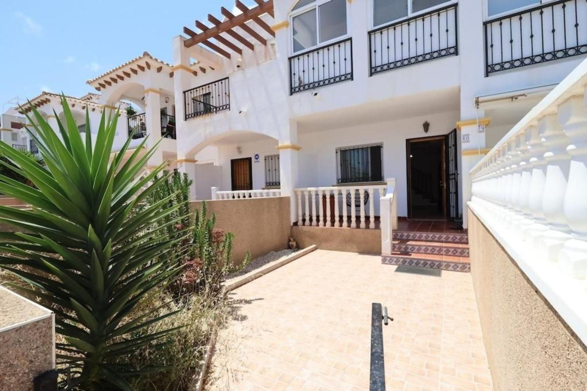 Herverkoop - Villa - Orihuela