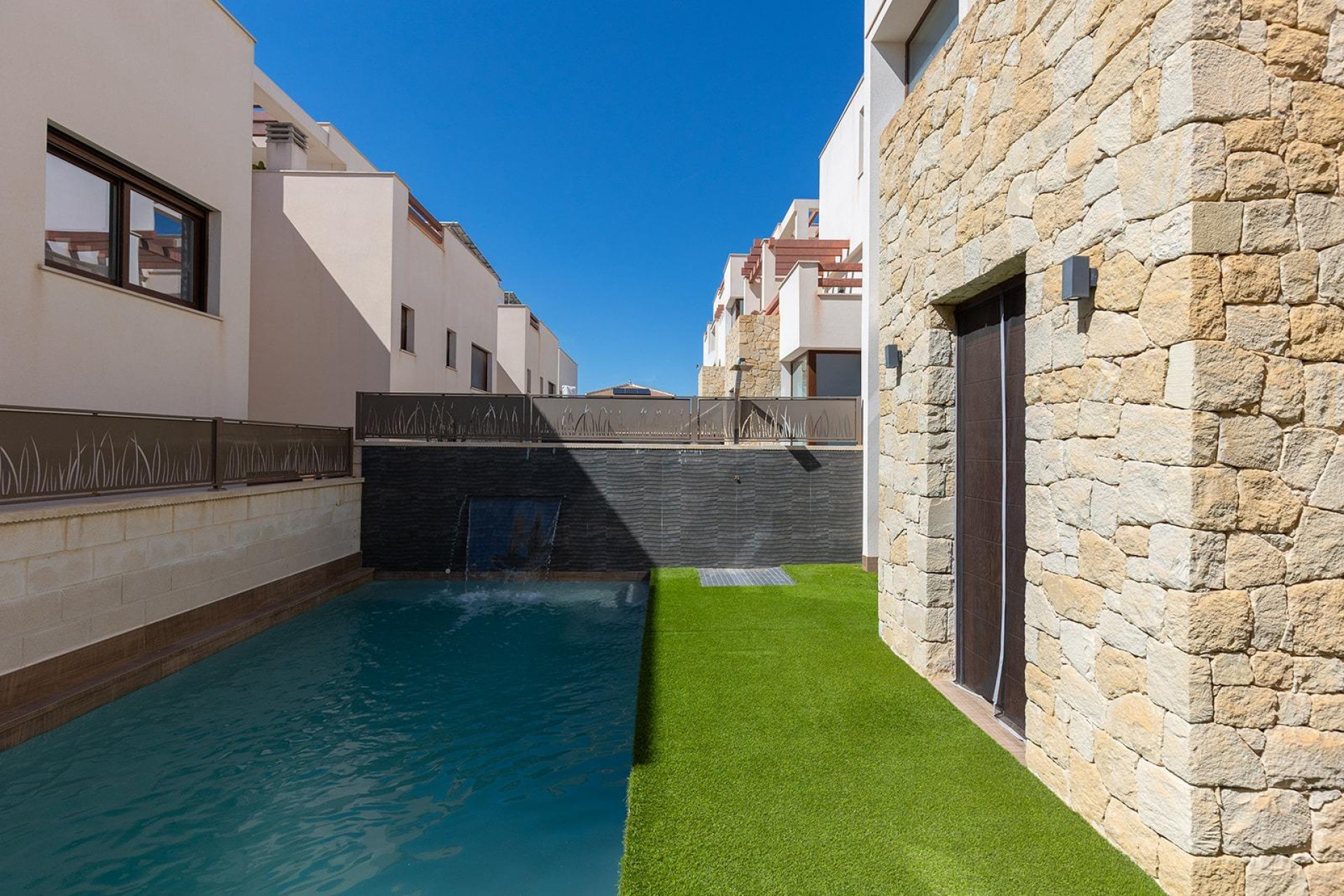 Herverkoop - Villa - Rojales - Pueblo bravo