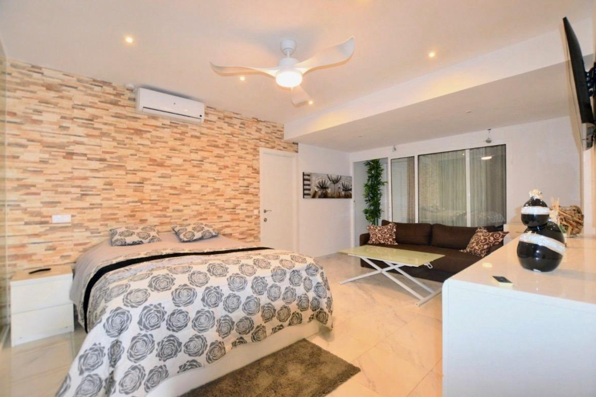 Herverkoop - Villa - San Miguel de Salinas - Urbanizacion blue lagoon