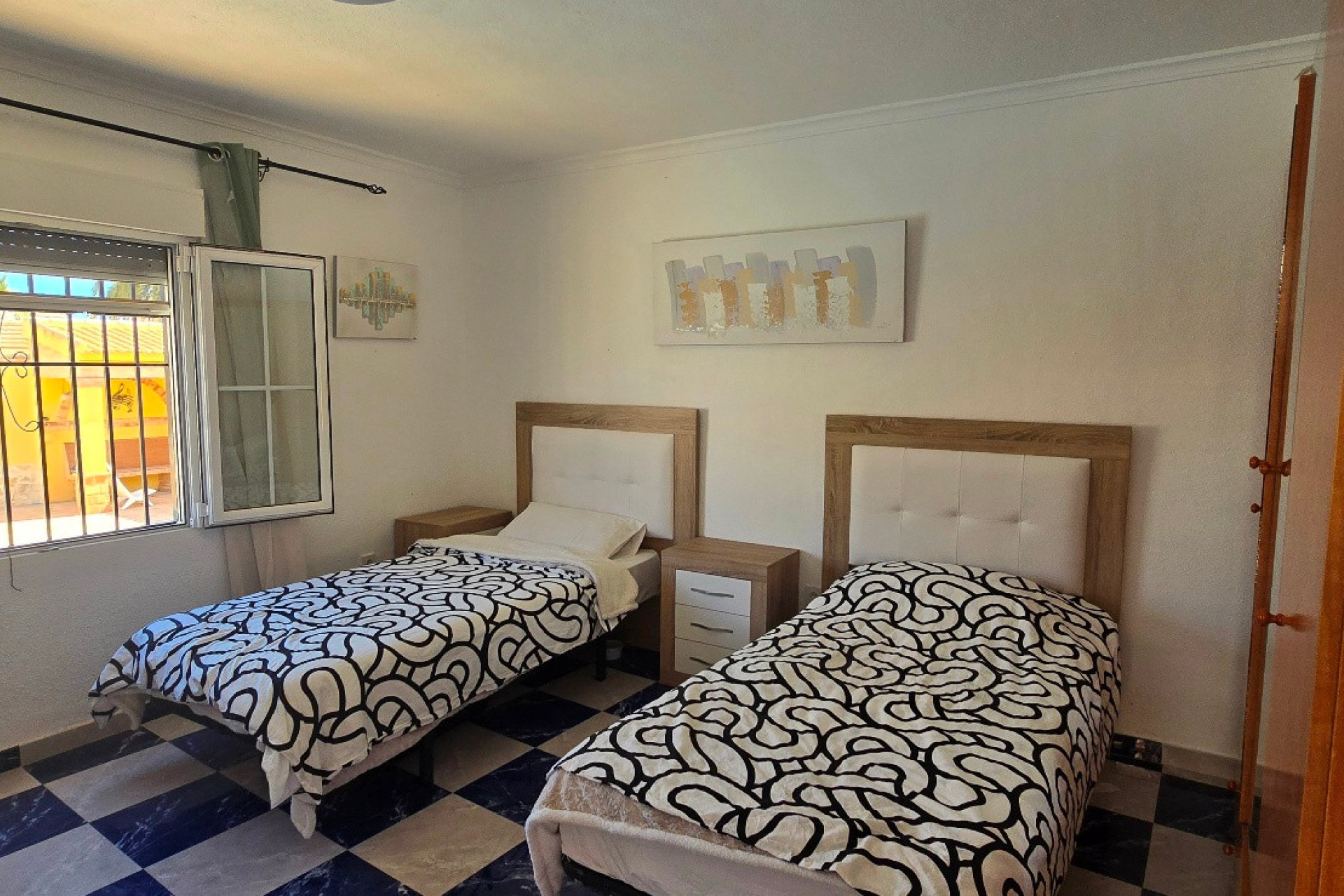 Herverkoop - Villa Te Koop - Torrevieja - El Chaparral