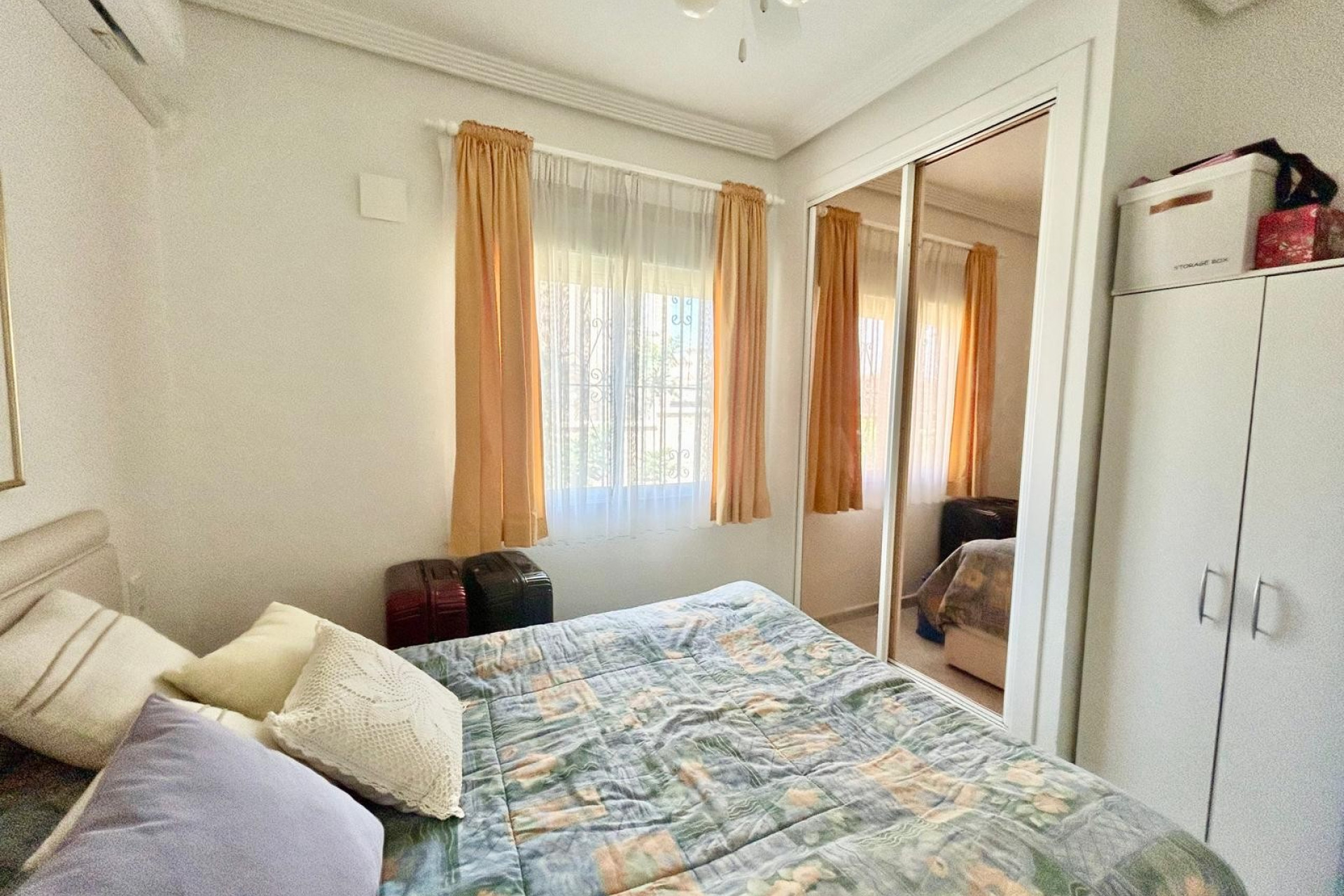 Herverkoop - Villa Te Koop - Torrevieja - La Siesta