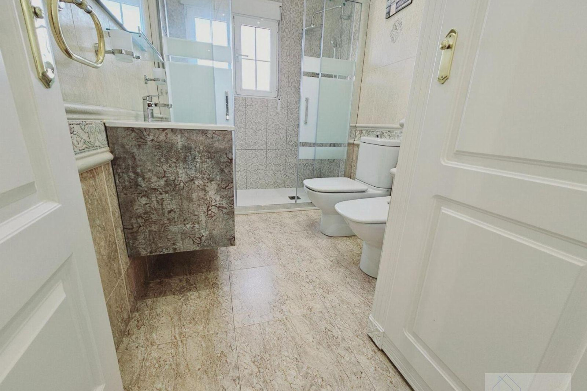 Herverkoop - Villa - Torrevieja - La Siesta - El Salado - Torreta