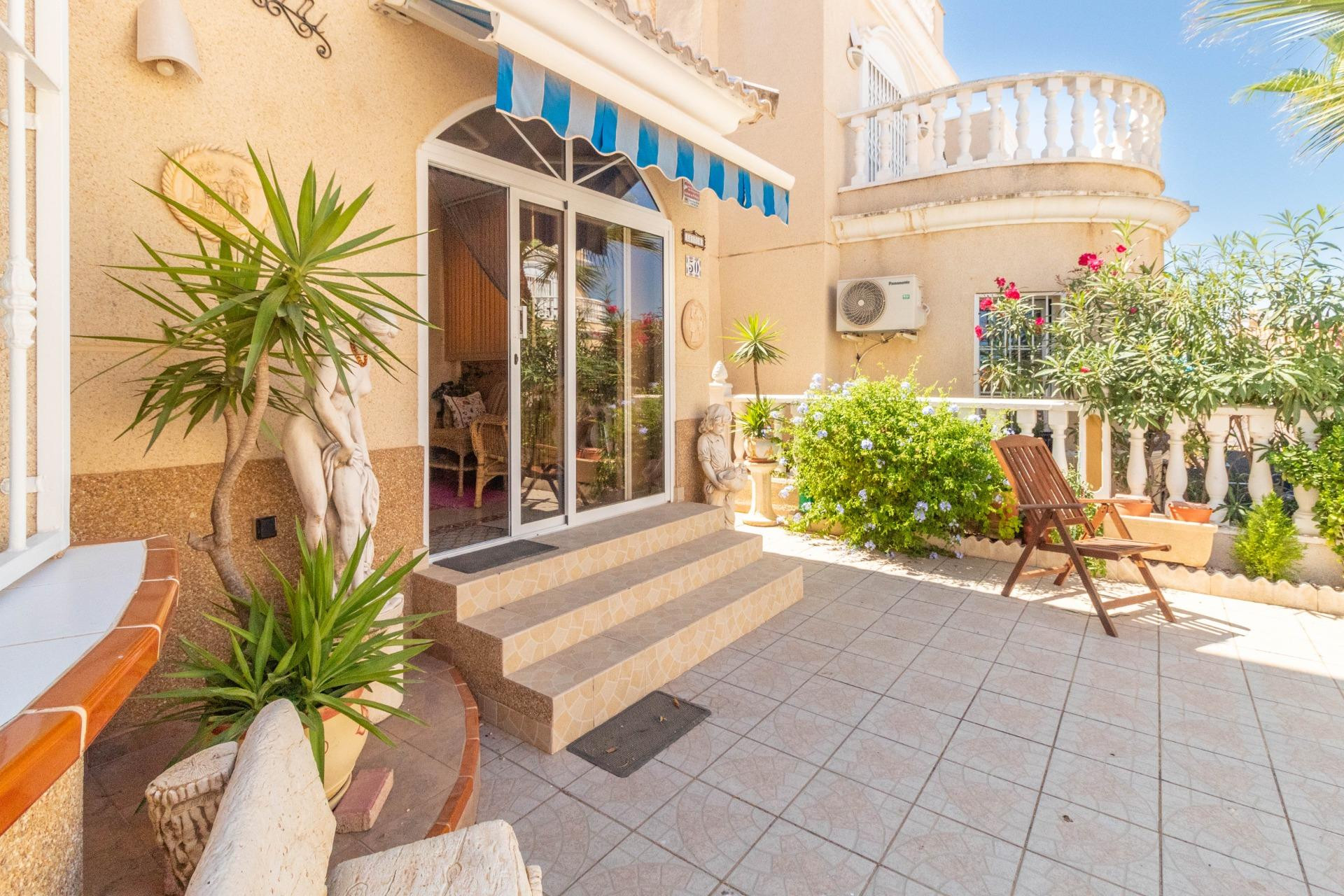 Herverkoop - Villa - Torrevieja - Los altos