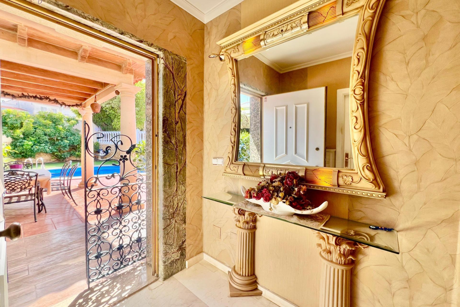 Herverkoop - Villa - Torrevieja - Los Balcones - Los Altos del Edén