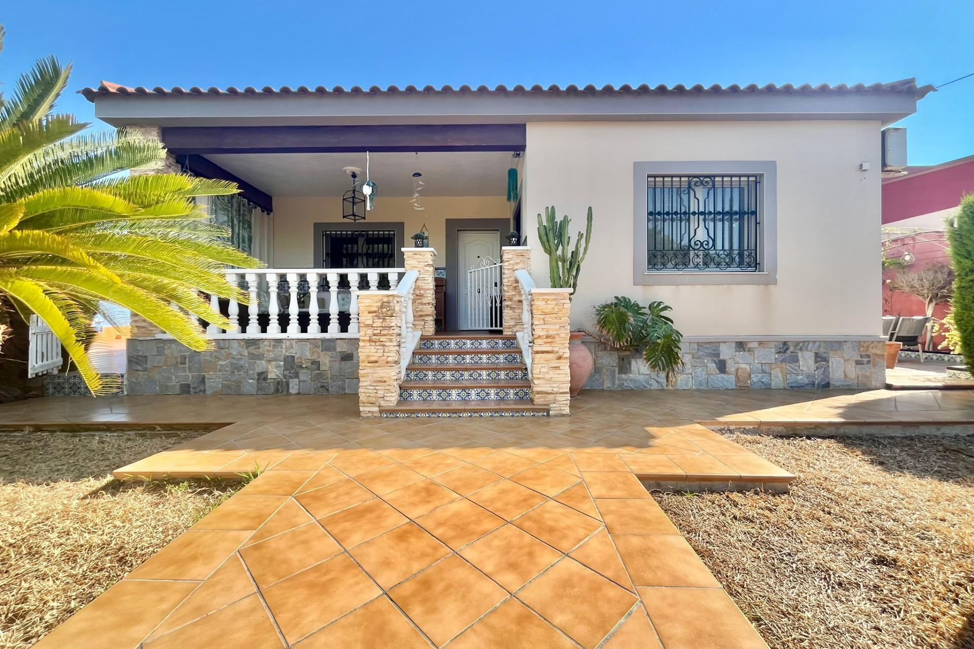 Herverkoop - Villa - Torrevieja - Los Balcones - Los Altos del Edén